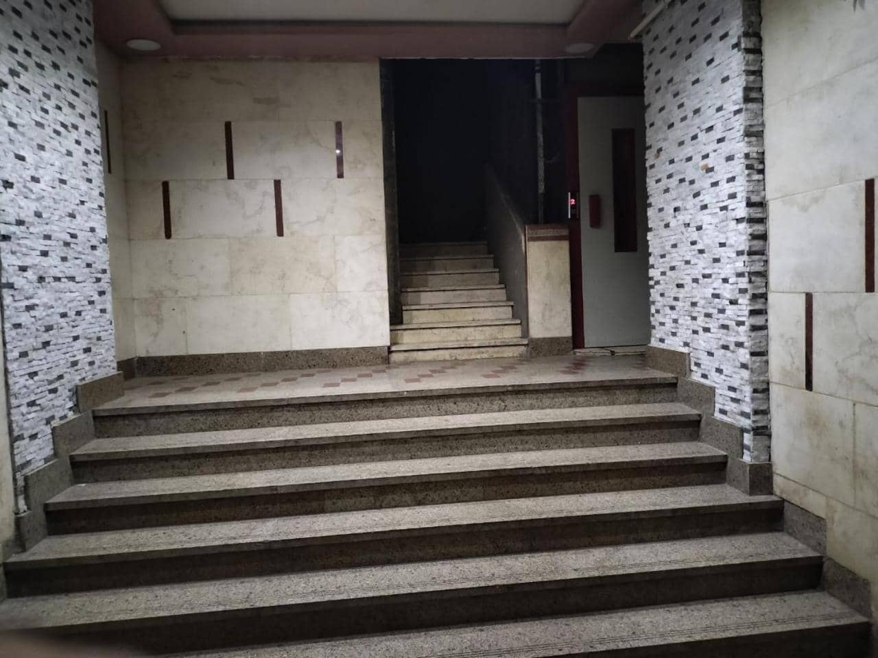 Comfy luxurious apartments in central location in Mansheyet El Bakry east Cairo — 3