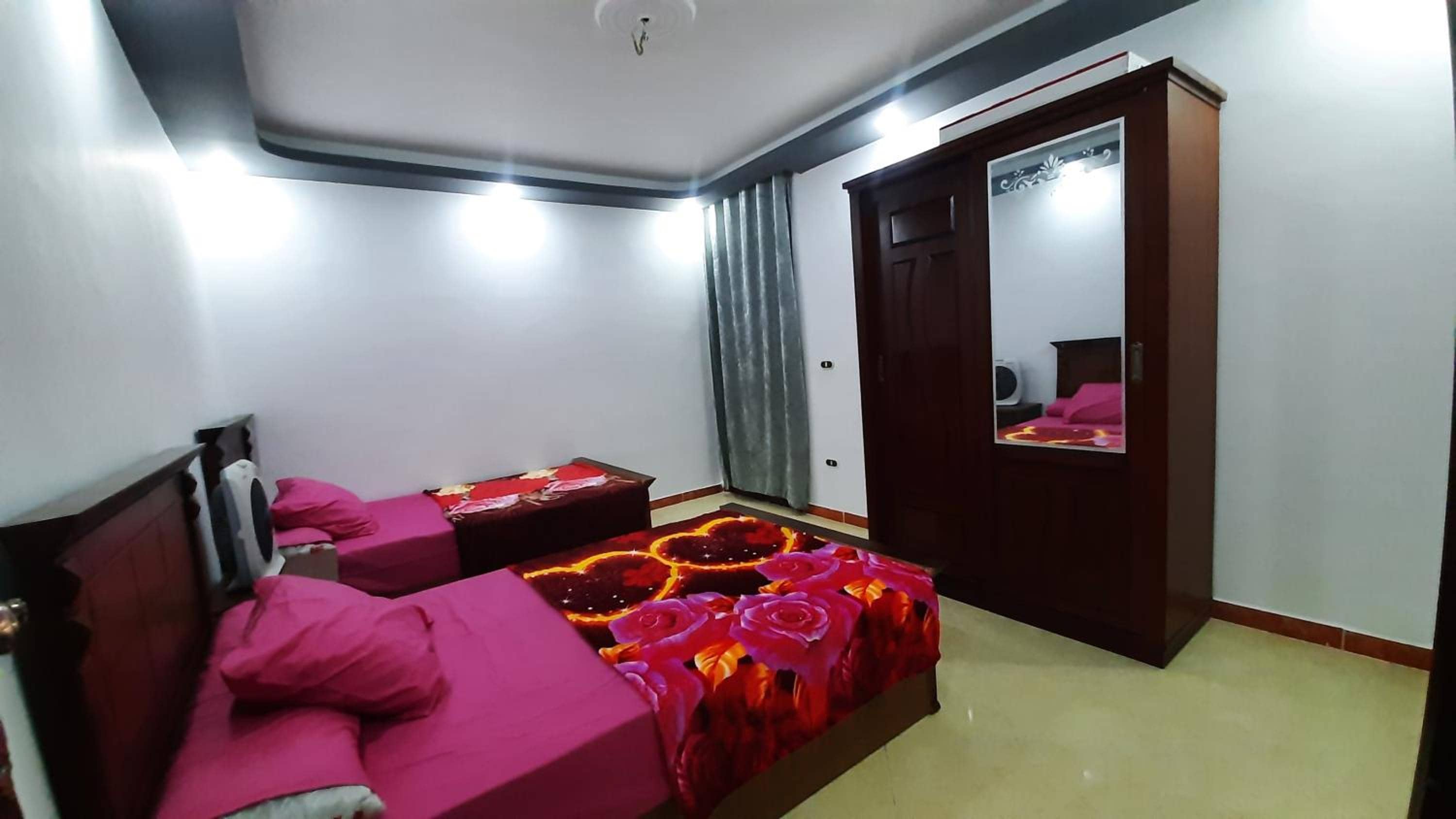 Charming maxam aparthotel — 4
