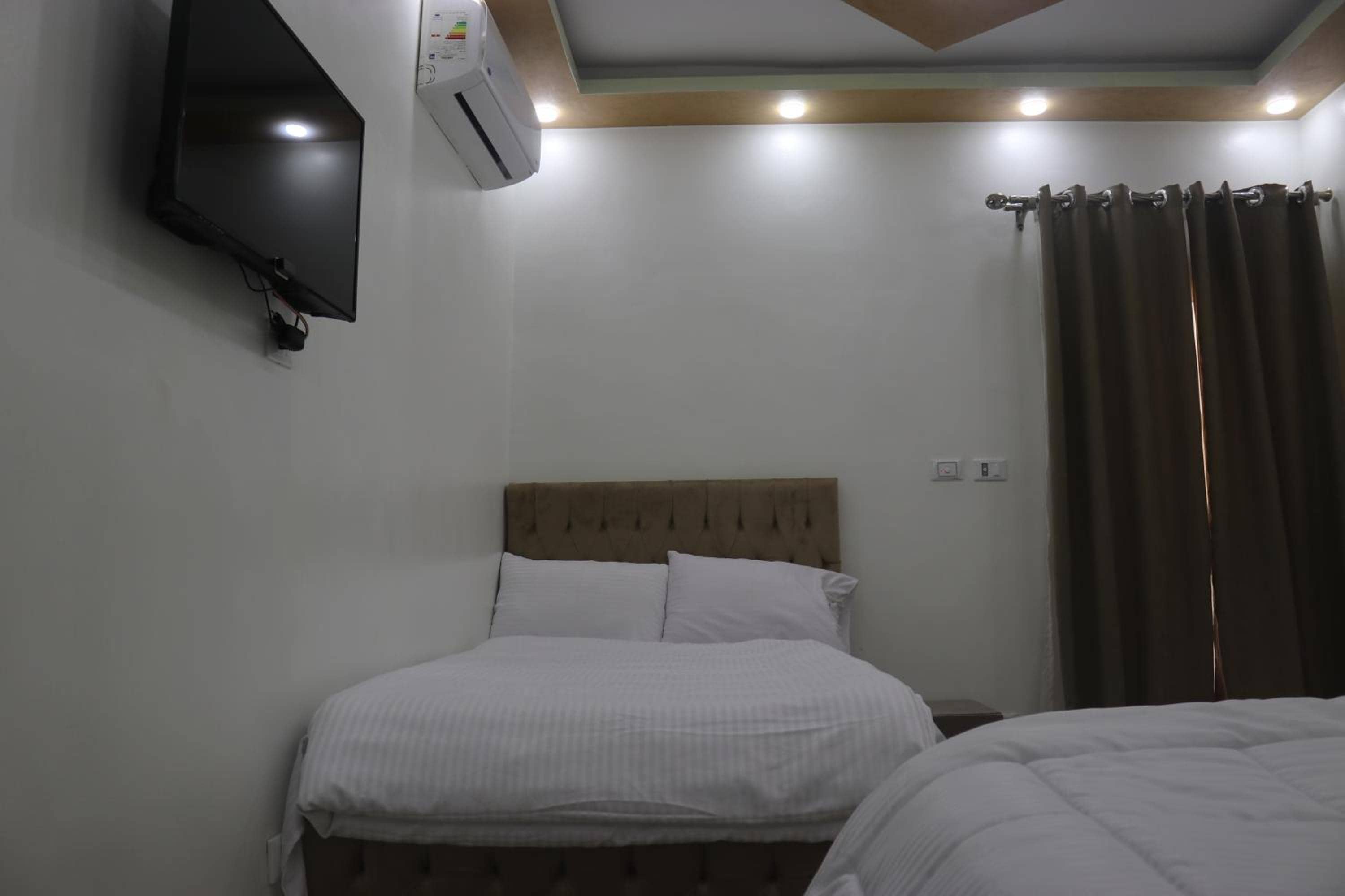 Pyramids destination Inn — 2