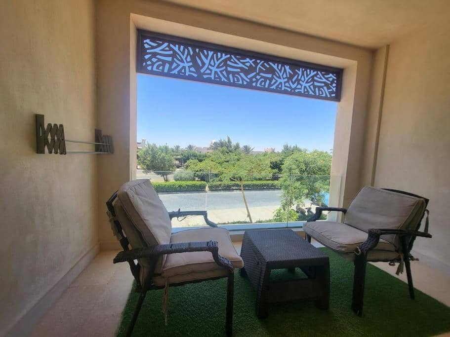 Mangroovy - 1BR Lovely Loggia wz Marina view — 5