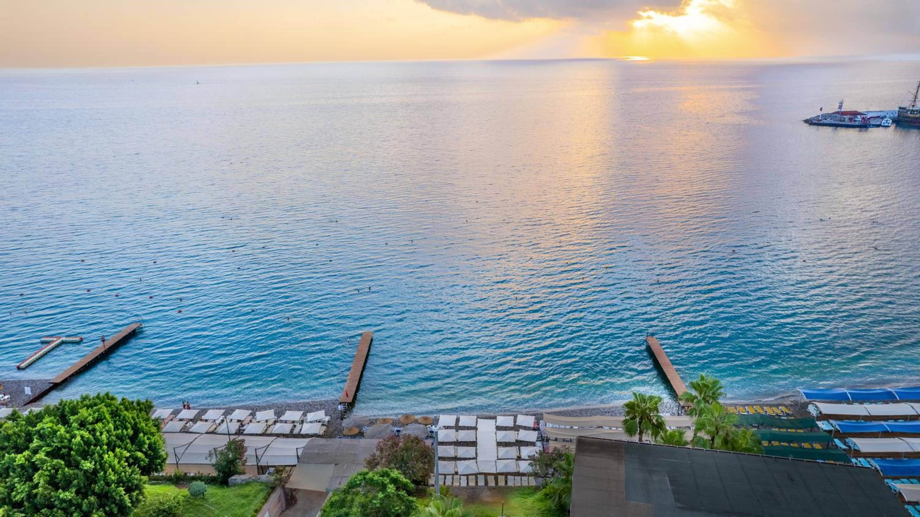 Viking Beach Hotel & Spa — 3