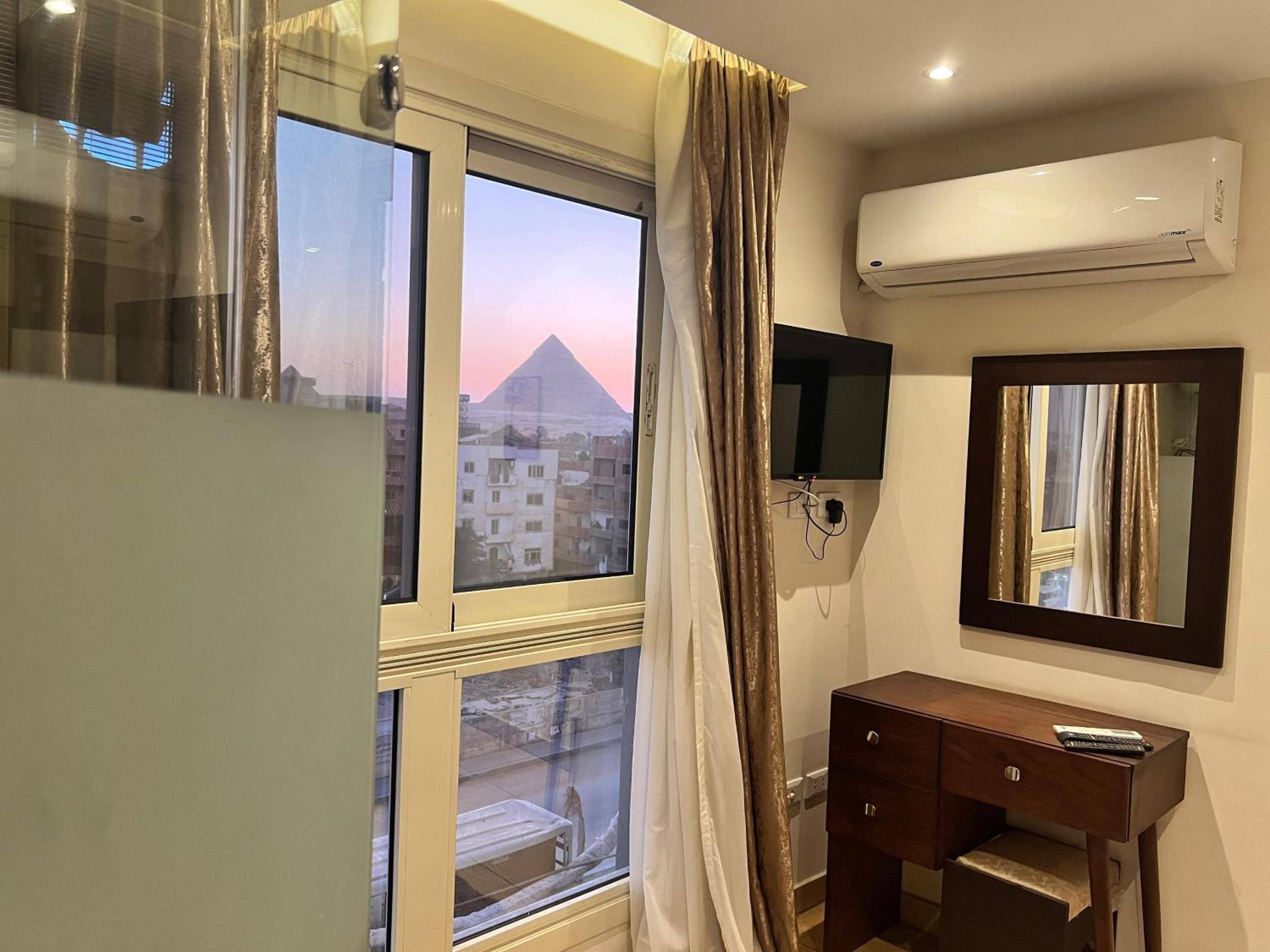 King Khafren Pyramids View — 3