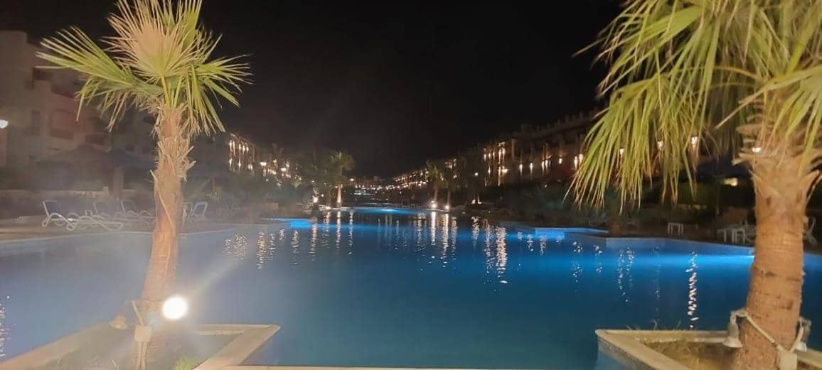 Lasirina palm beach for families only — 4