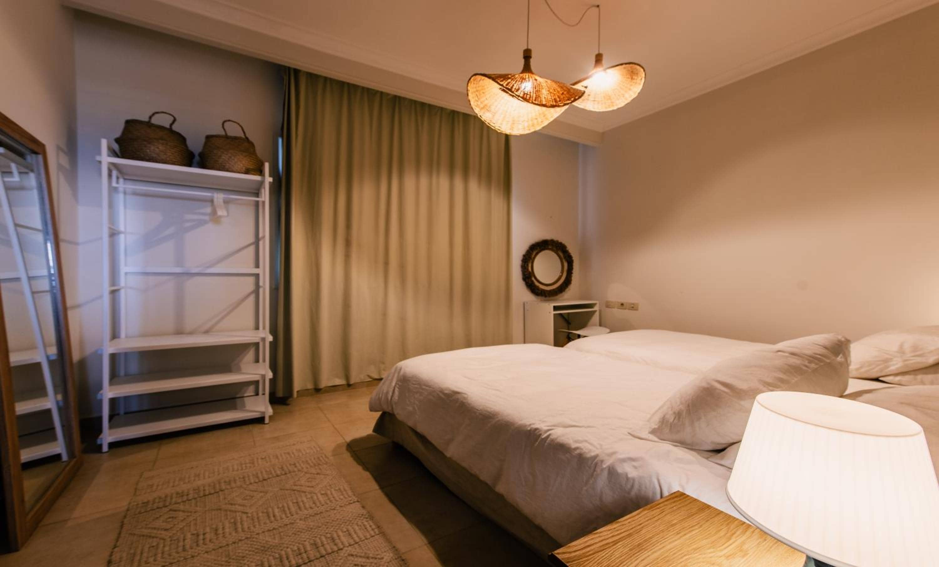 Luxury One Bedroom Apartment with Sea view in SomaBay — 4