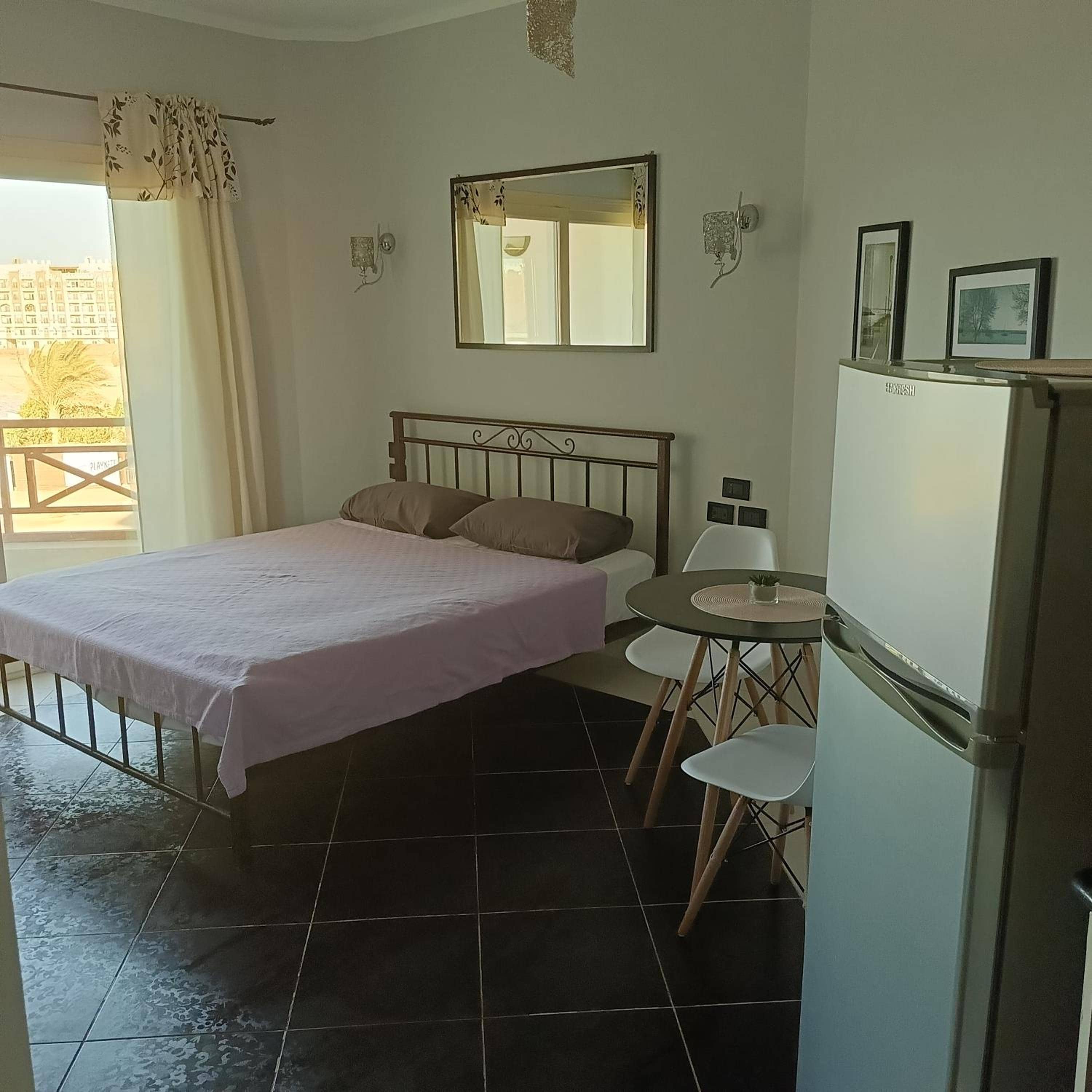 Tony's Privy Beds by Red Sea — 2