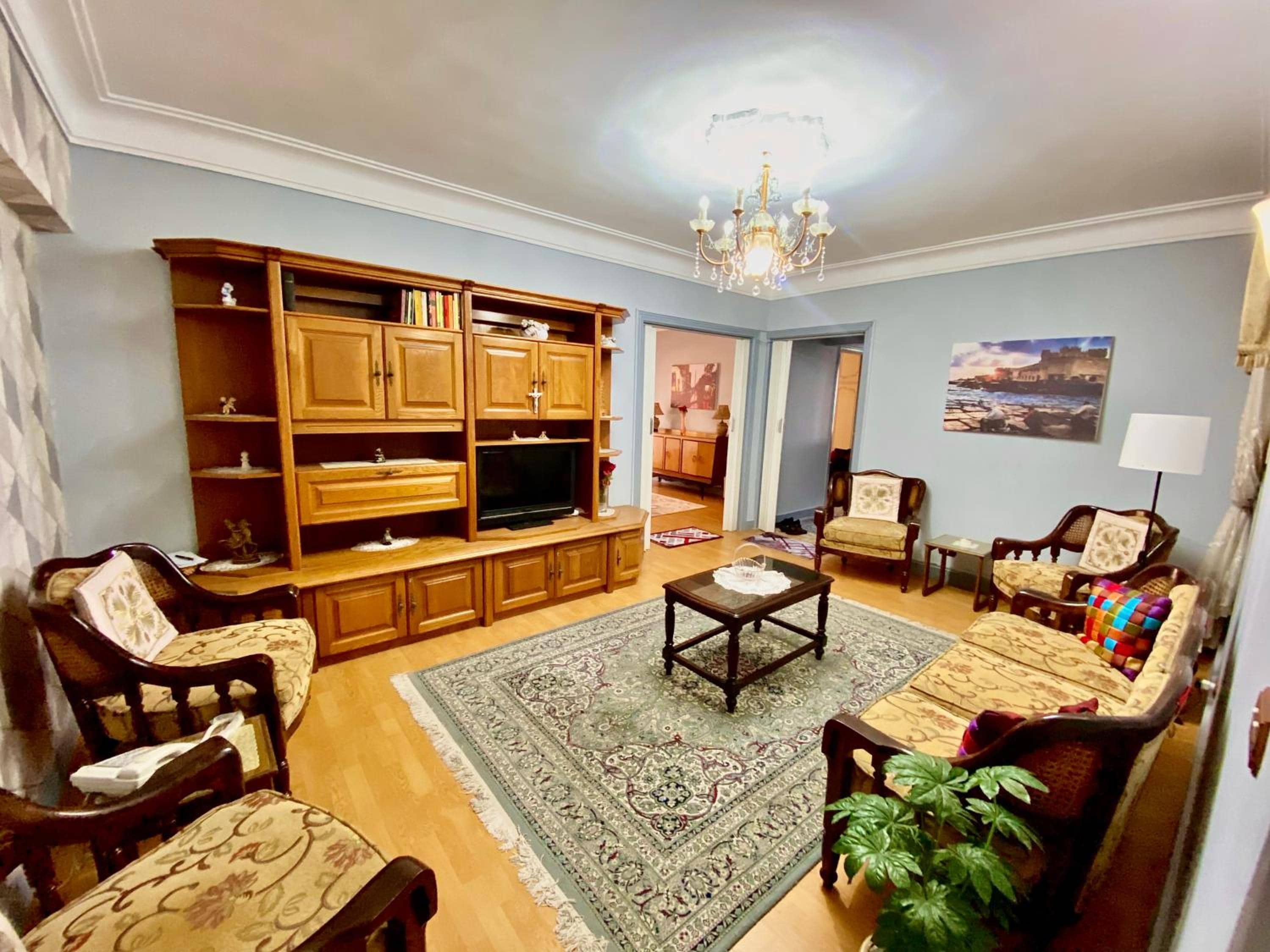 No AC - Vintage Modernized Sea View Apartment - بدون مكيف — 5