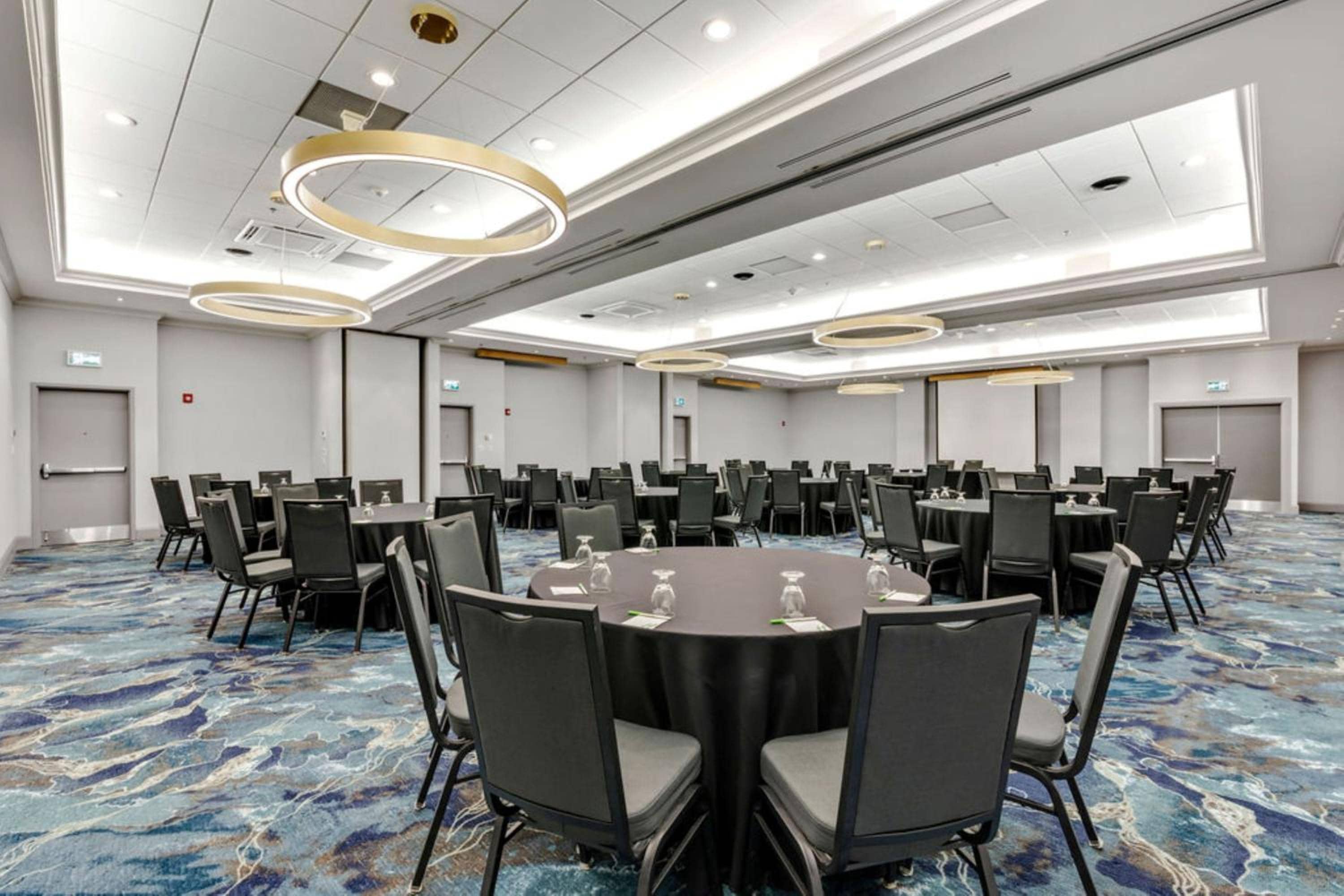Holiday Inn & Suites Ottawa Kanata by IHG — 5