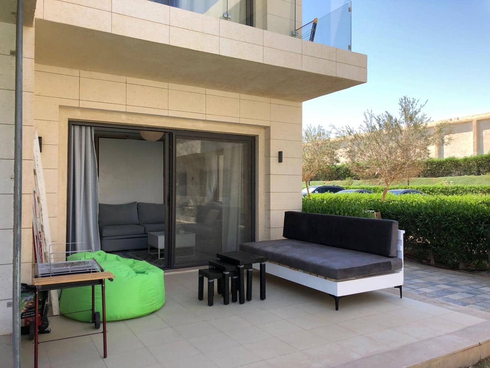 one bedroom G-cribs