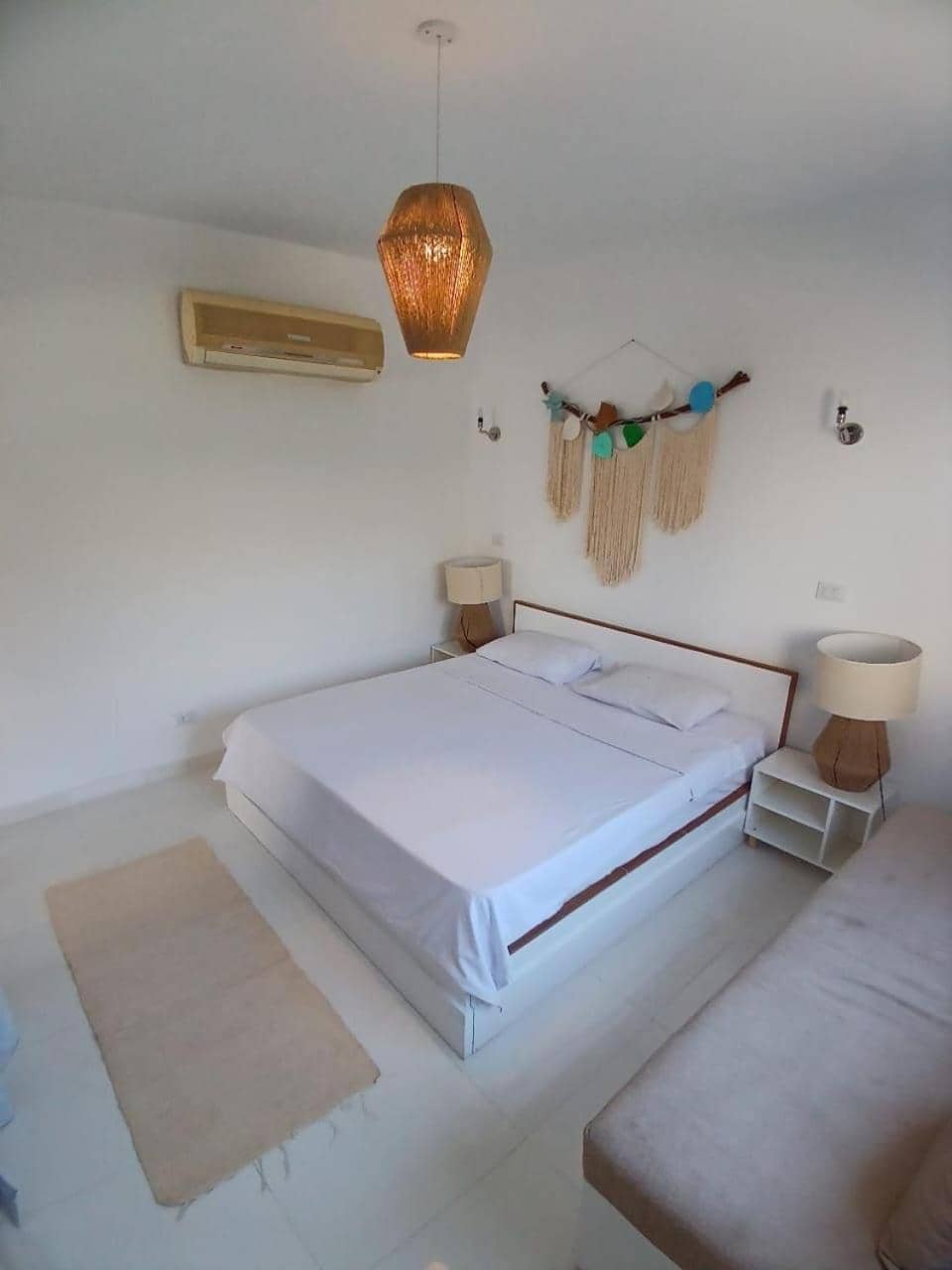 one bedroom G-cribs — 3