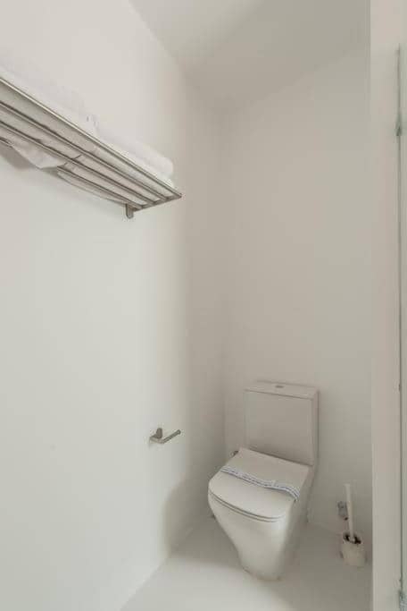 Elegant 3BR on Swan Lake Crystal Lagoon at Elgouna Families Only — 4