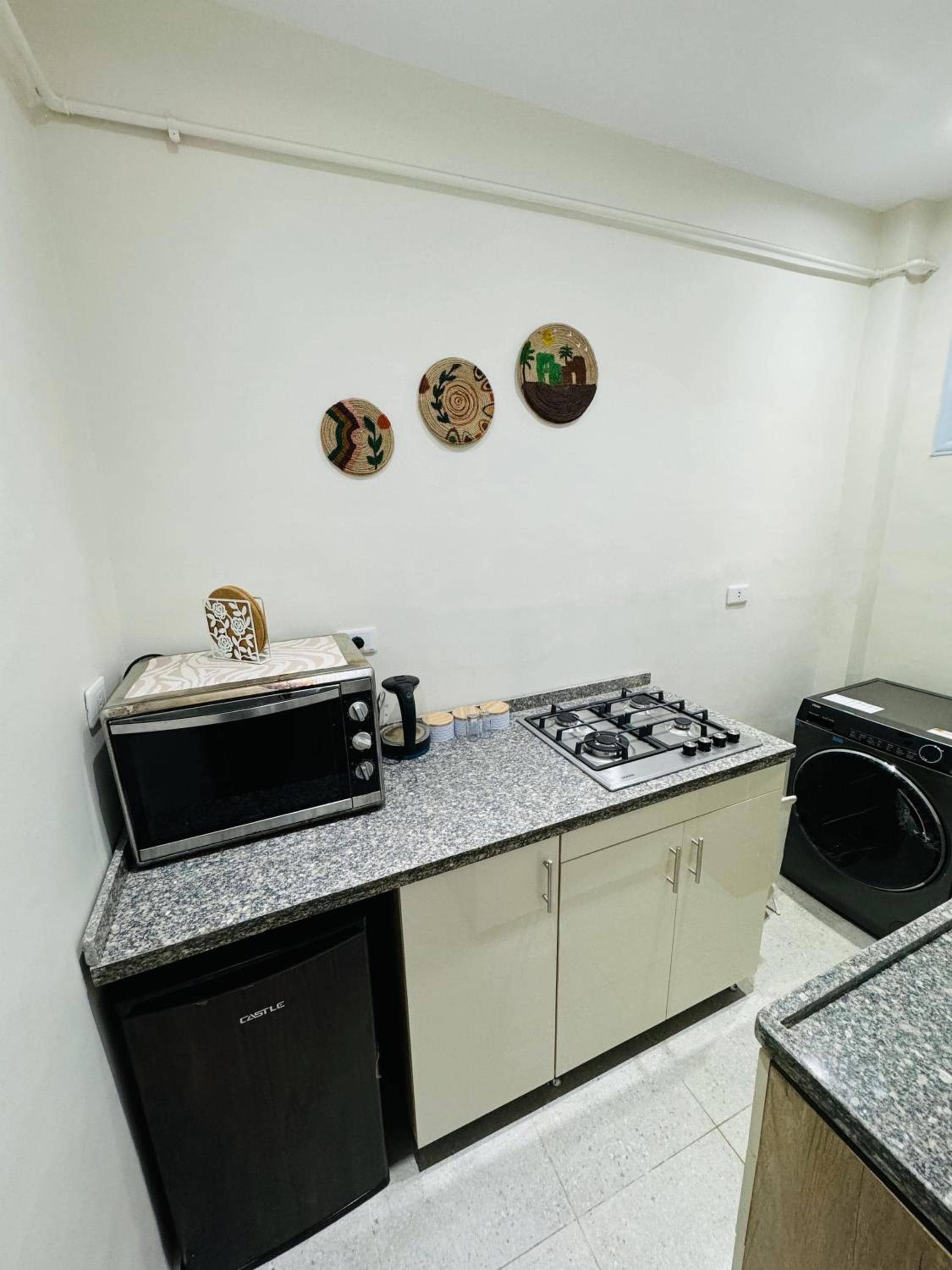 Moly House — 5
