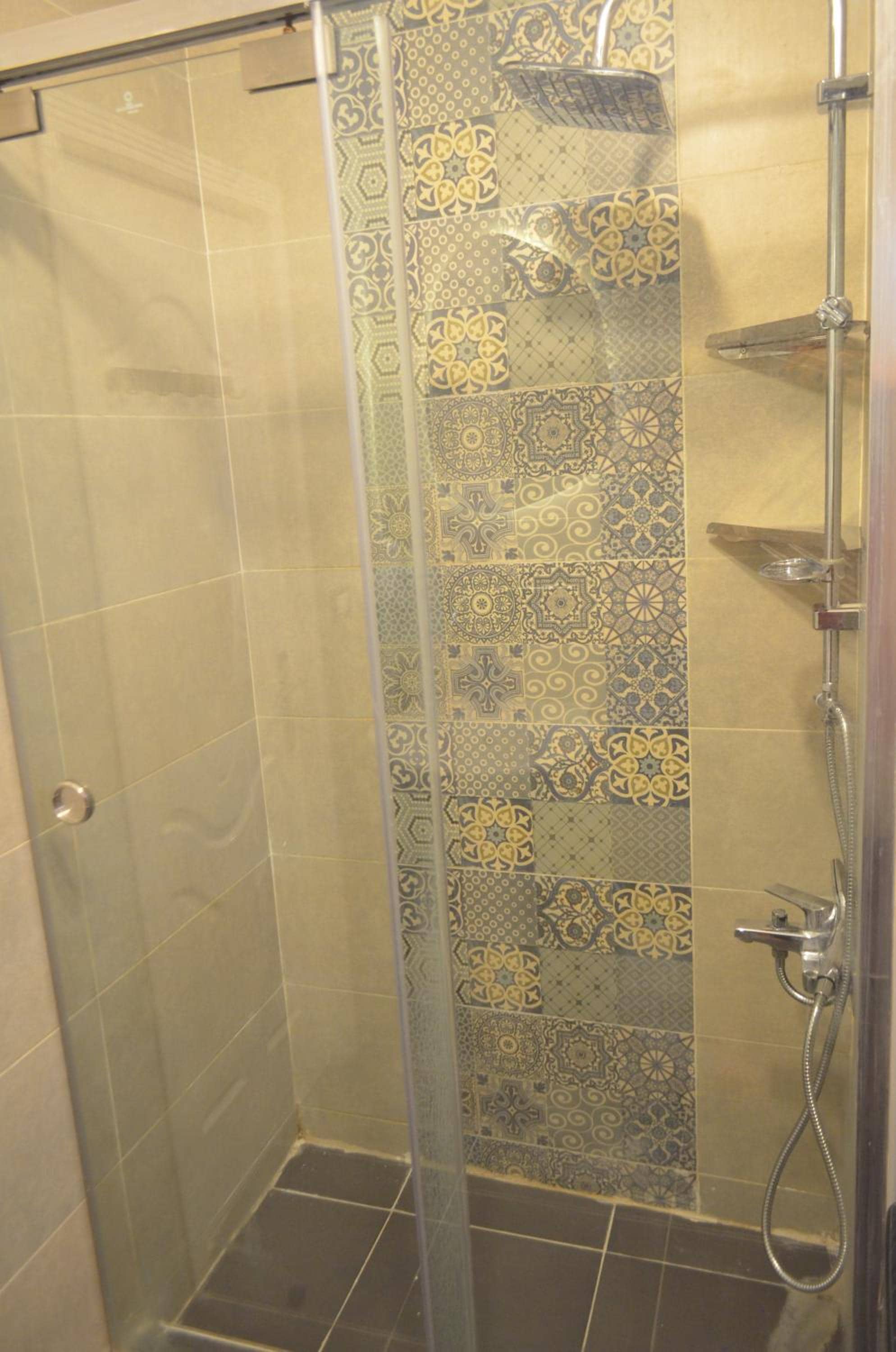 Sunny Oasis 1BR Apartment near Cairo Airport - A Luxurious Retreat — 2