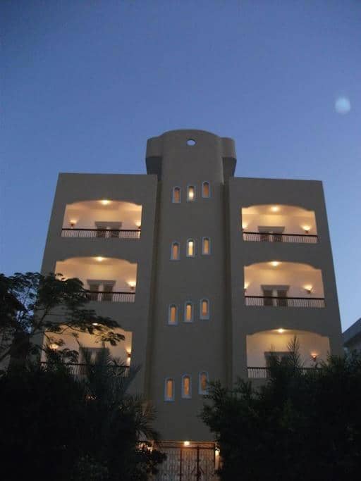 Desert Rose Apartment