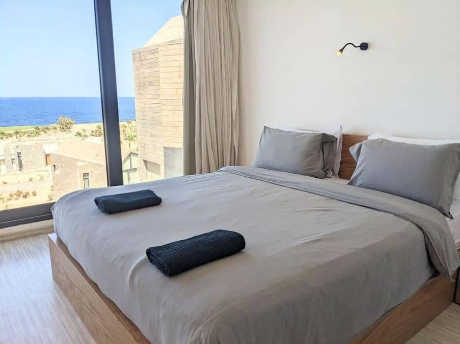 Elevated Sea View 2BR Standalone Free Beach & Pool in Somabay — 5