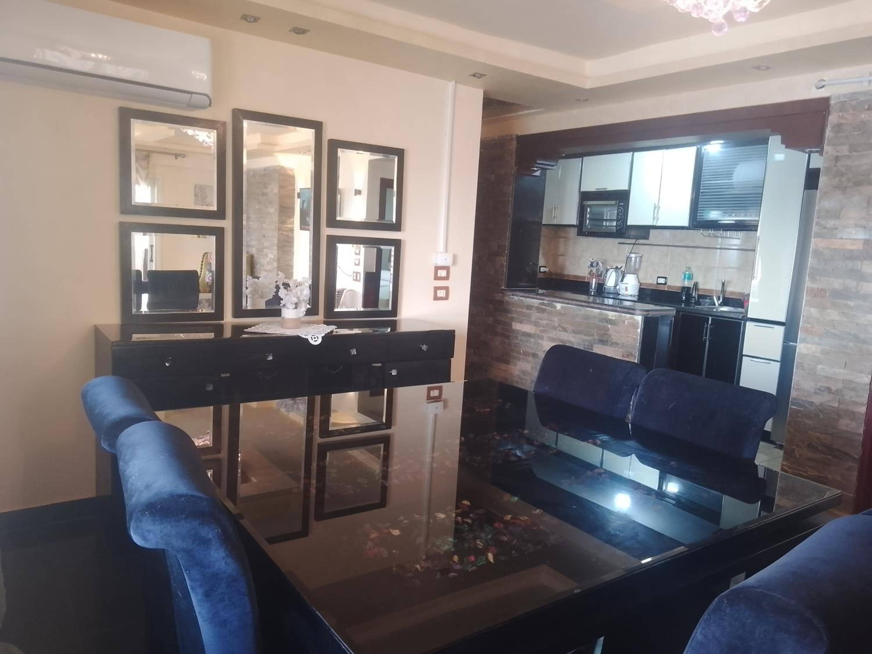 Paradise Condo Seaview -Families Only