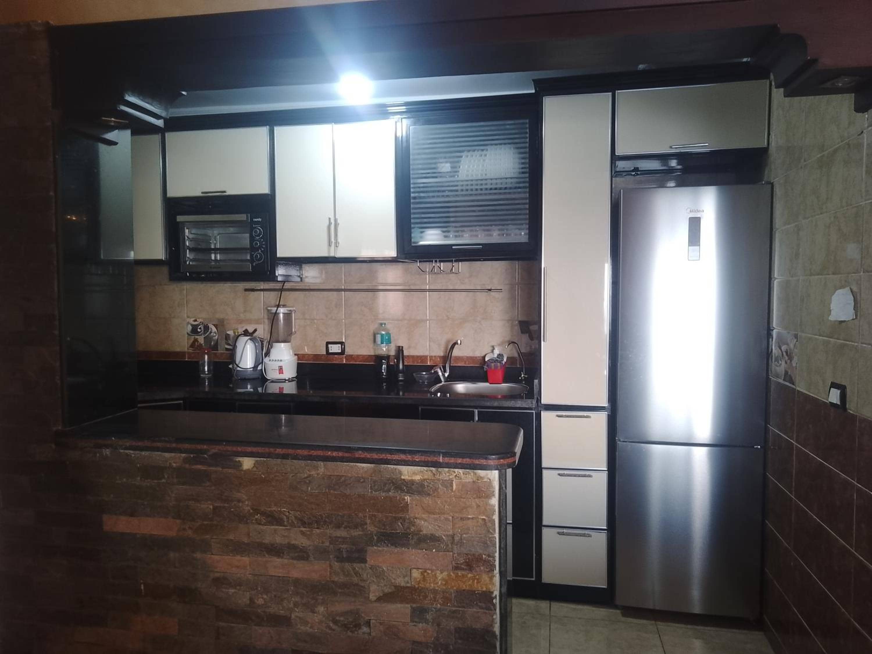 Paradise Condo Seaview -Families Only — 4