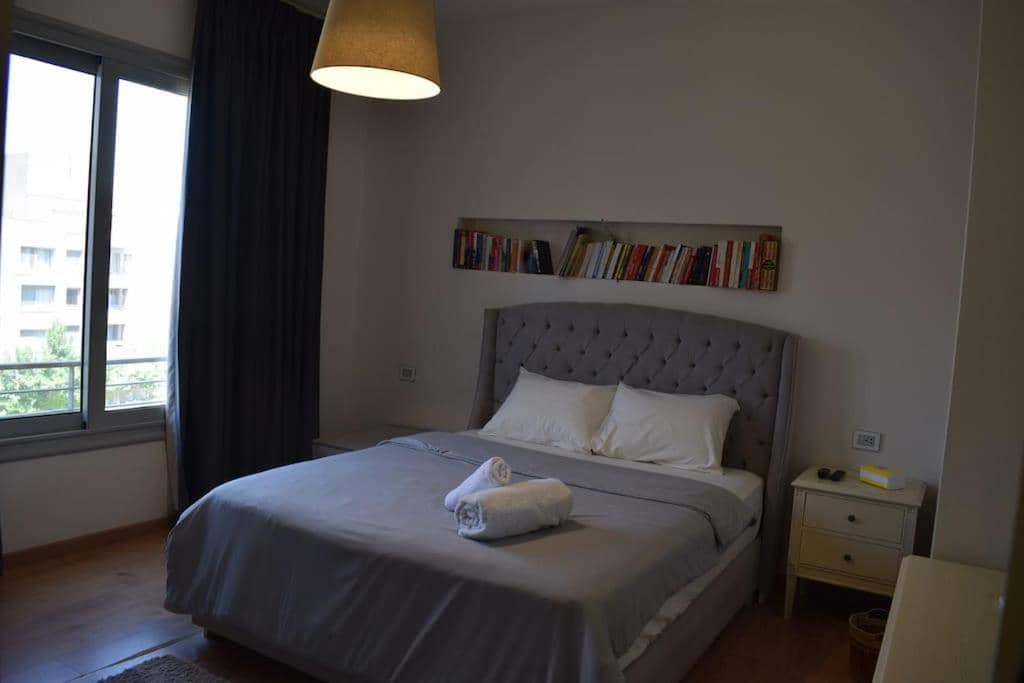 The White Pent ! — 2