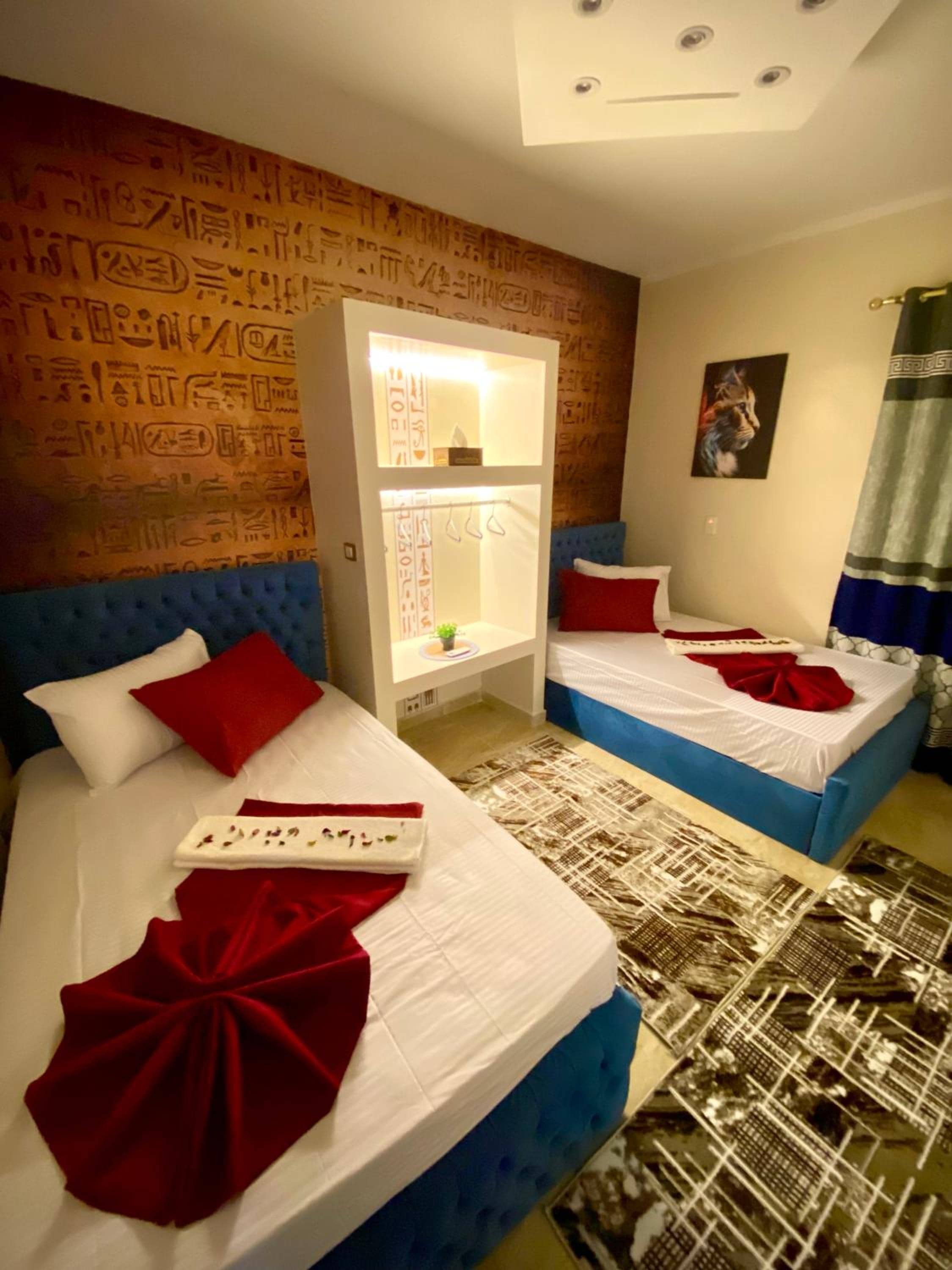 Horus pyramids view — 5