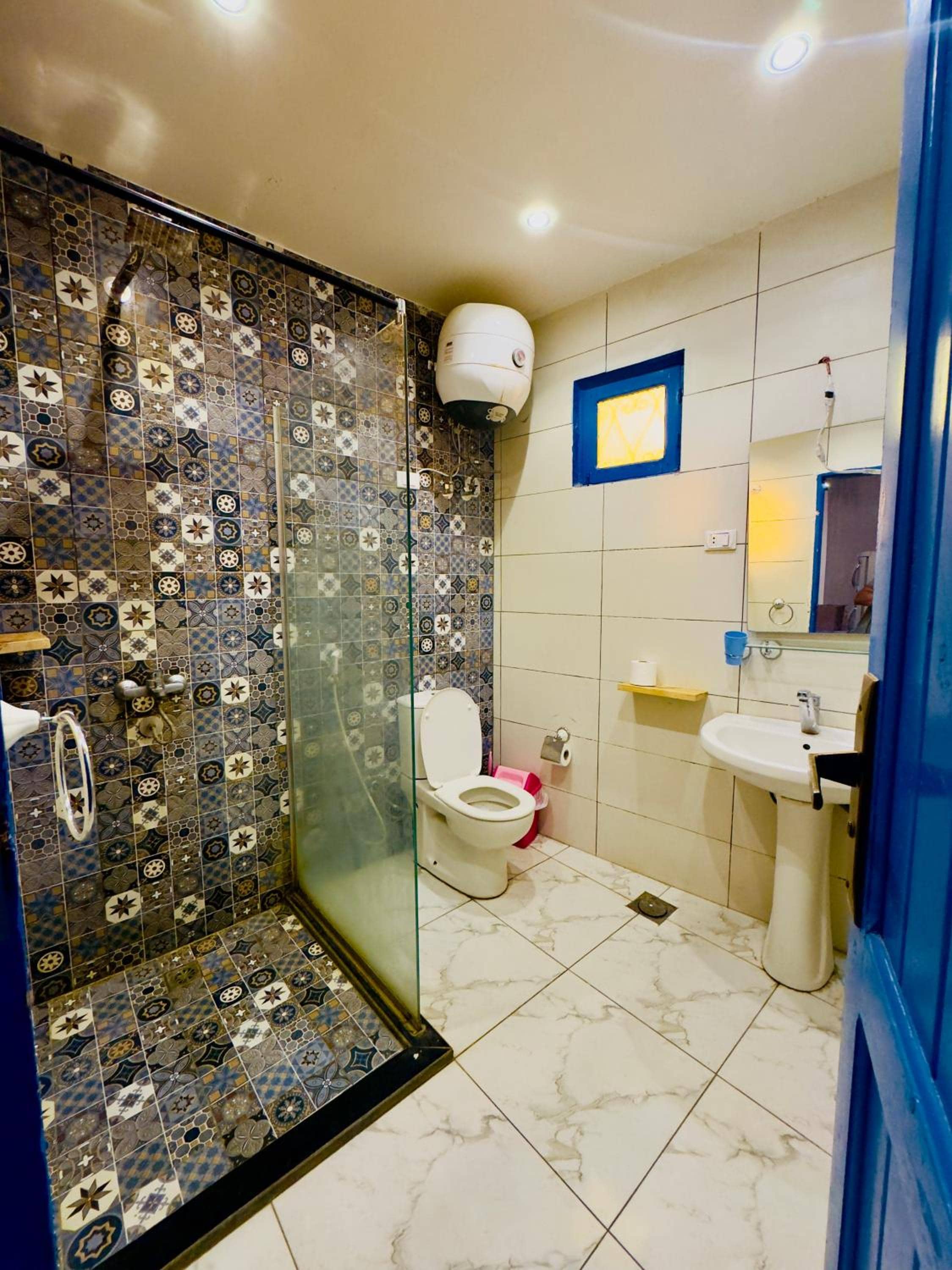 Blue Villa in Lighthouse — 3