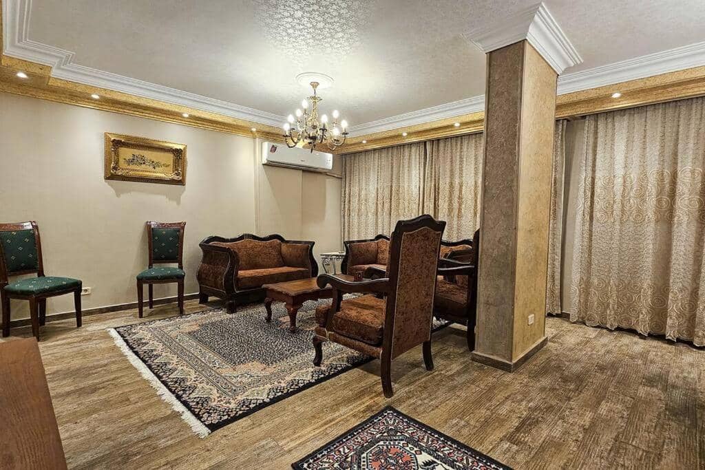 Comfy 2 Bedrooms Apartment in Cairo 92 — 2