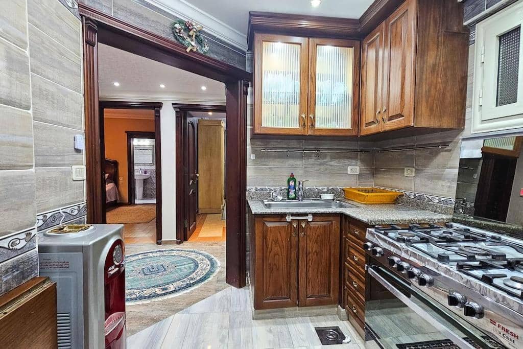 Comfy 2 Bedrooms Apartment in Cairo 92 — 5