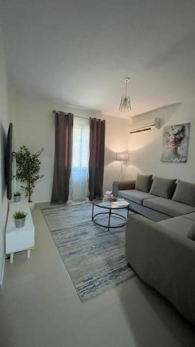 Lovely Apartment with private Garden in New Cairo — 4