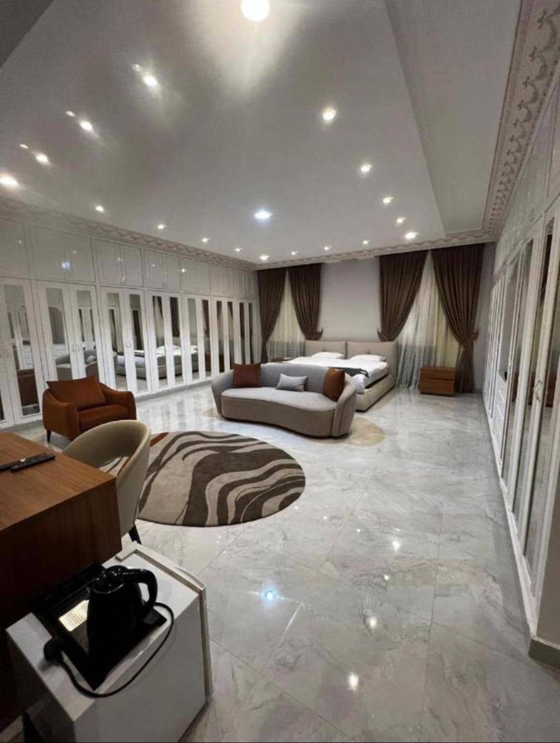 Eqamh VIP — 4