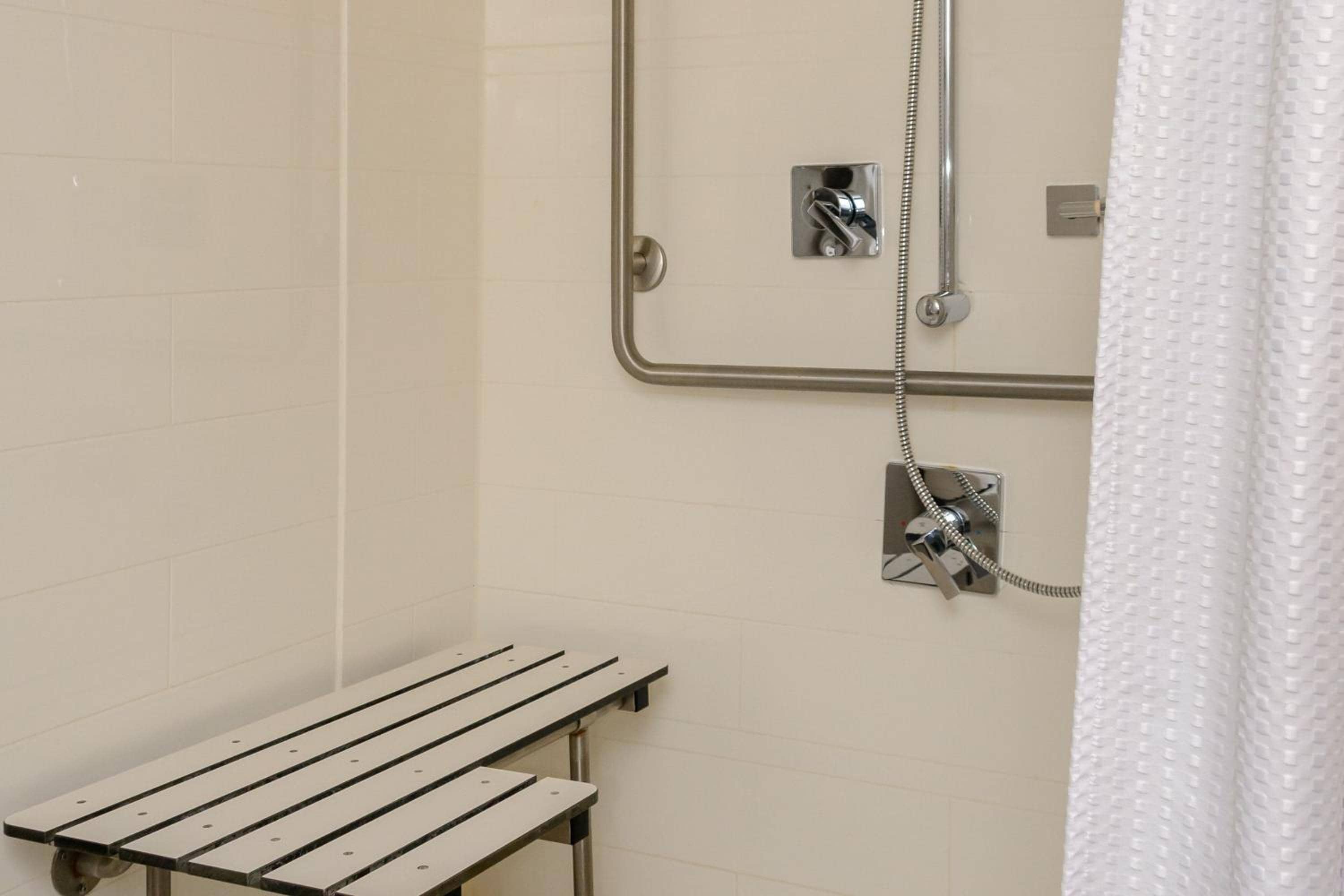 Courtyard by Marriott Toronto Northeast/Markham — 5