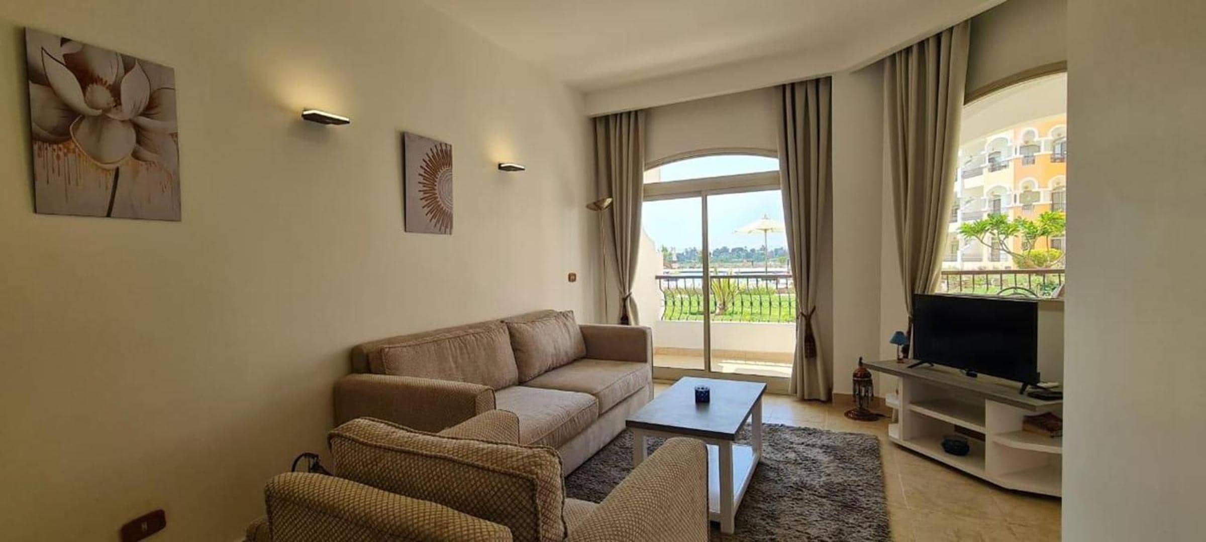 Nile Front Luxor Apt Sleeps 6 with Pool — 2
