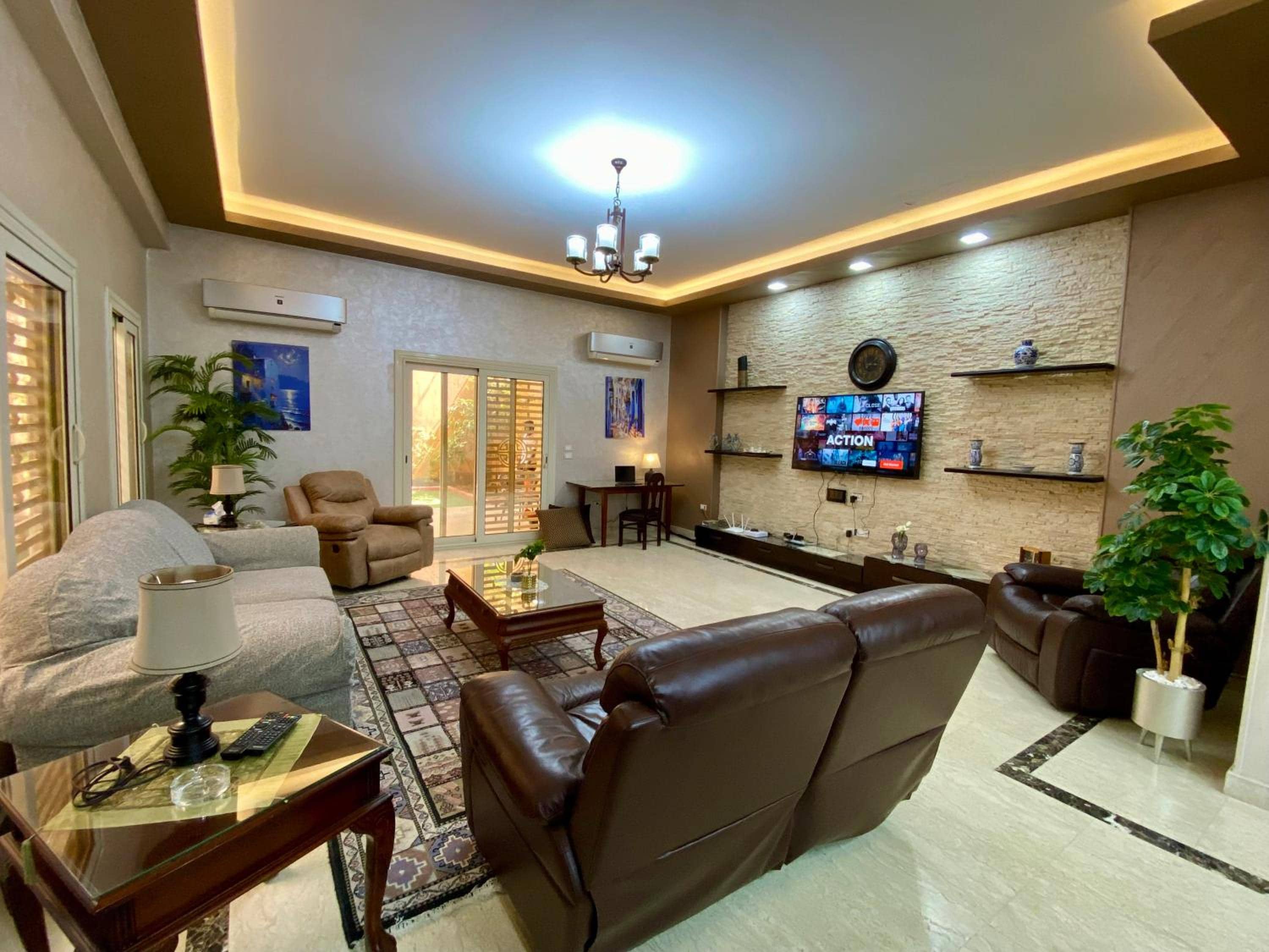 New Cairo 3BR Villa Garden & Prime Location By Best of Bedz — 4