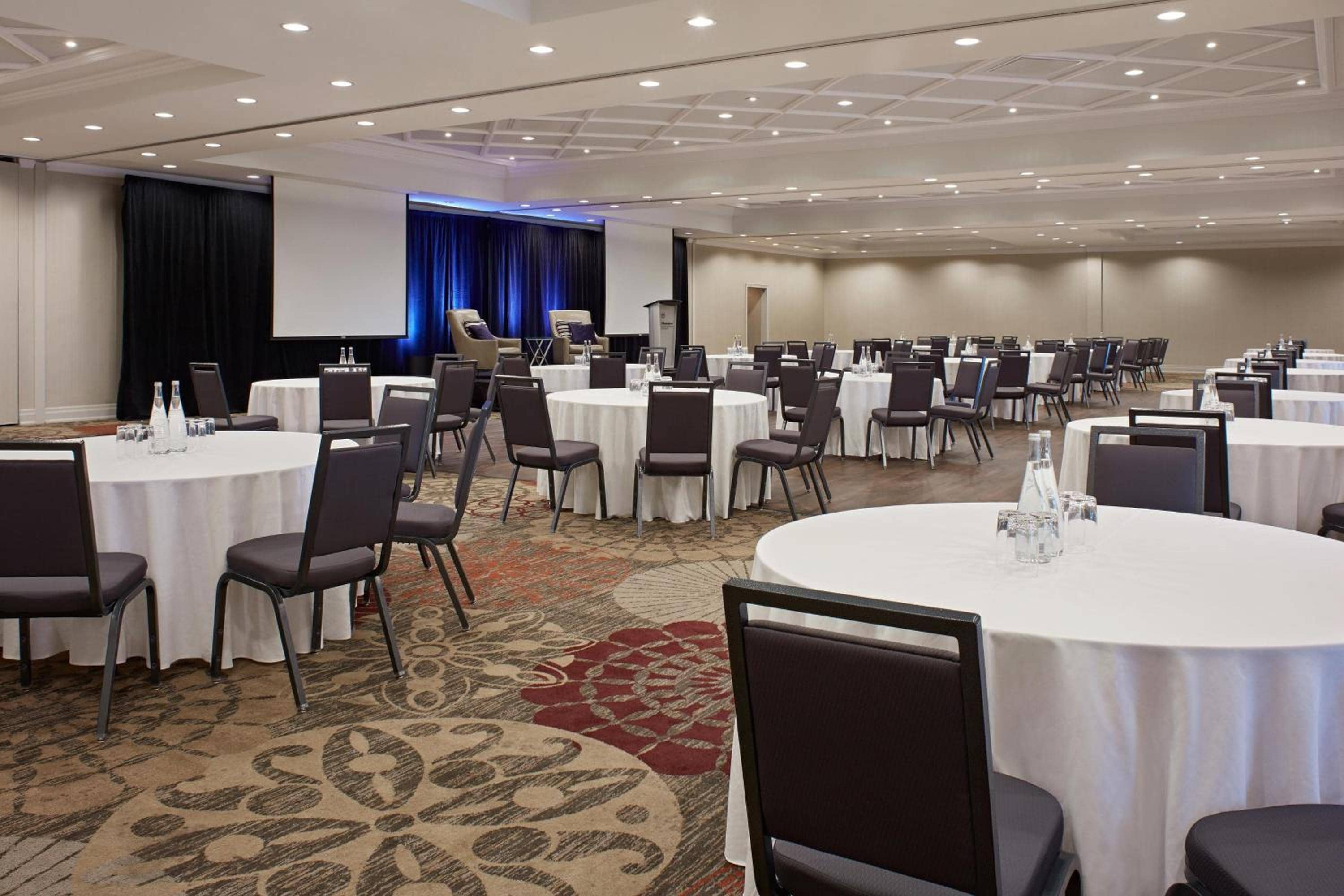Sheraton Parkway Toronto North Hotel & Suites — 5