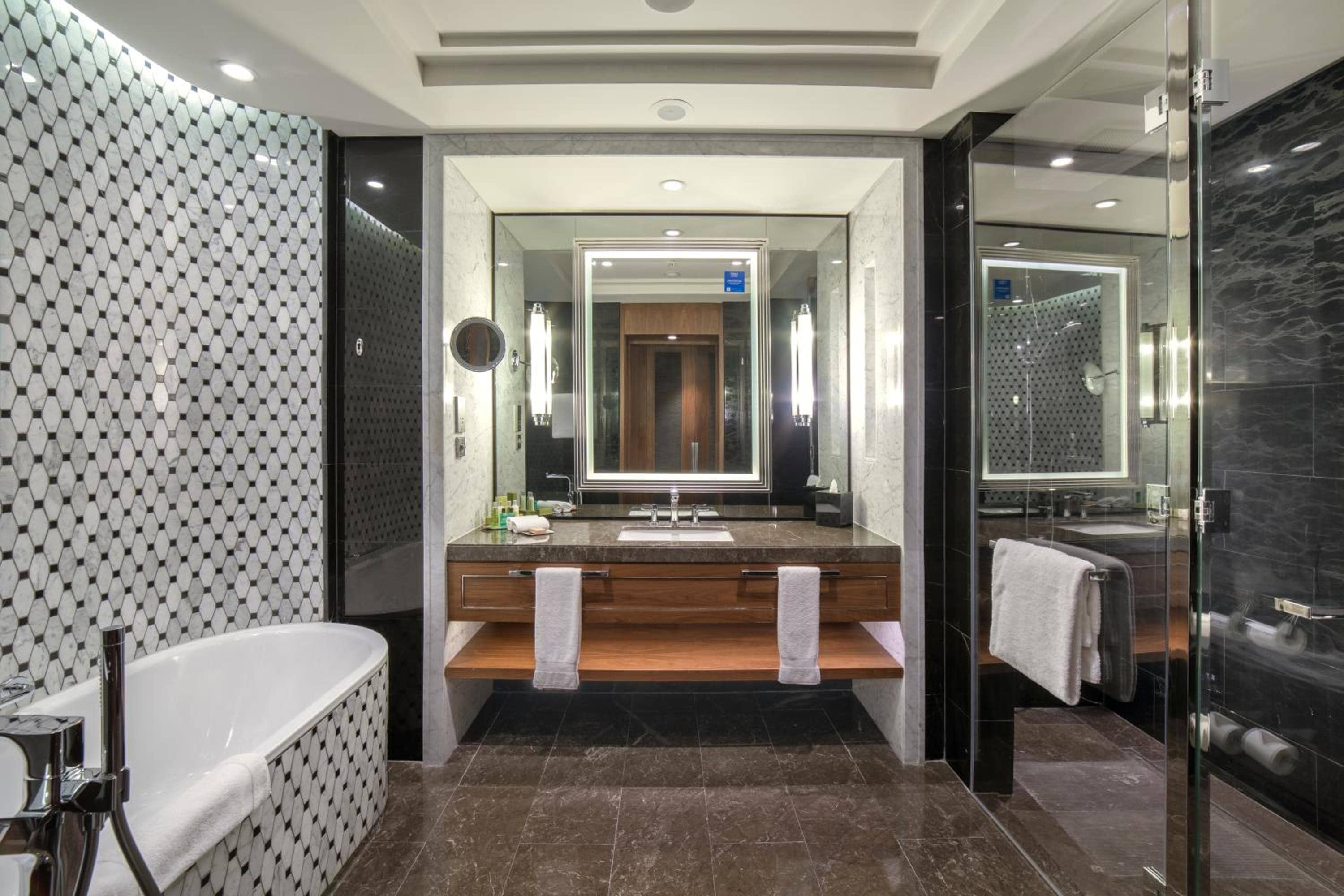 Hilton Istanbul Bomonti — 5