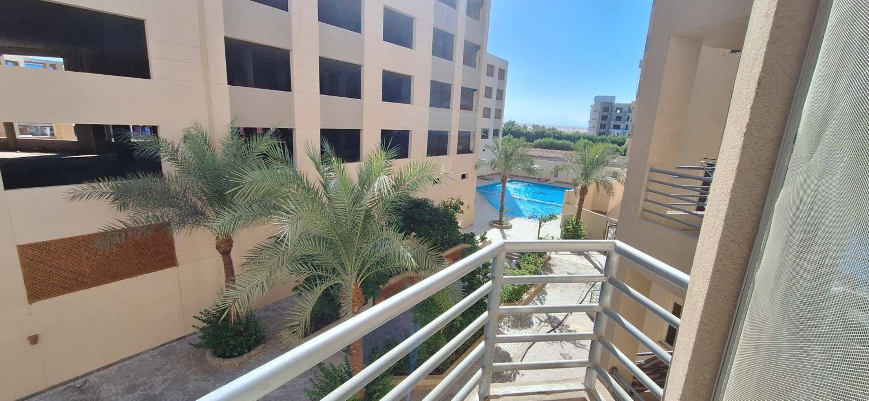 Cozy 1BR in Princess Resort with Pools & Private Beach
