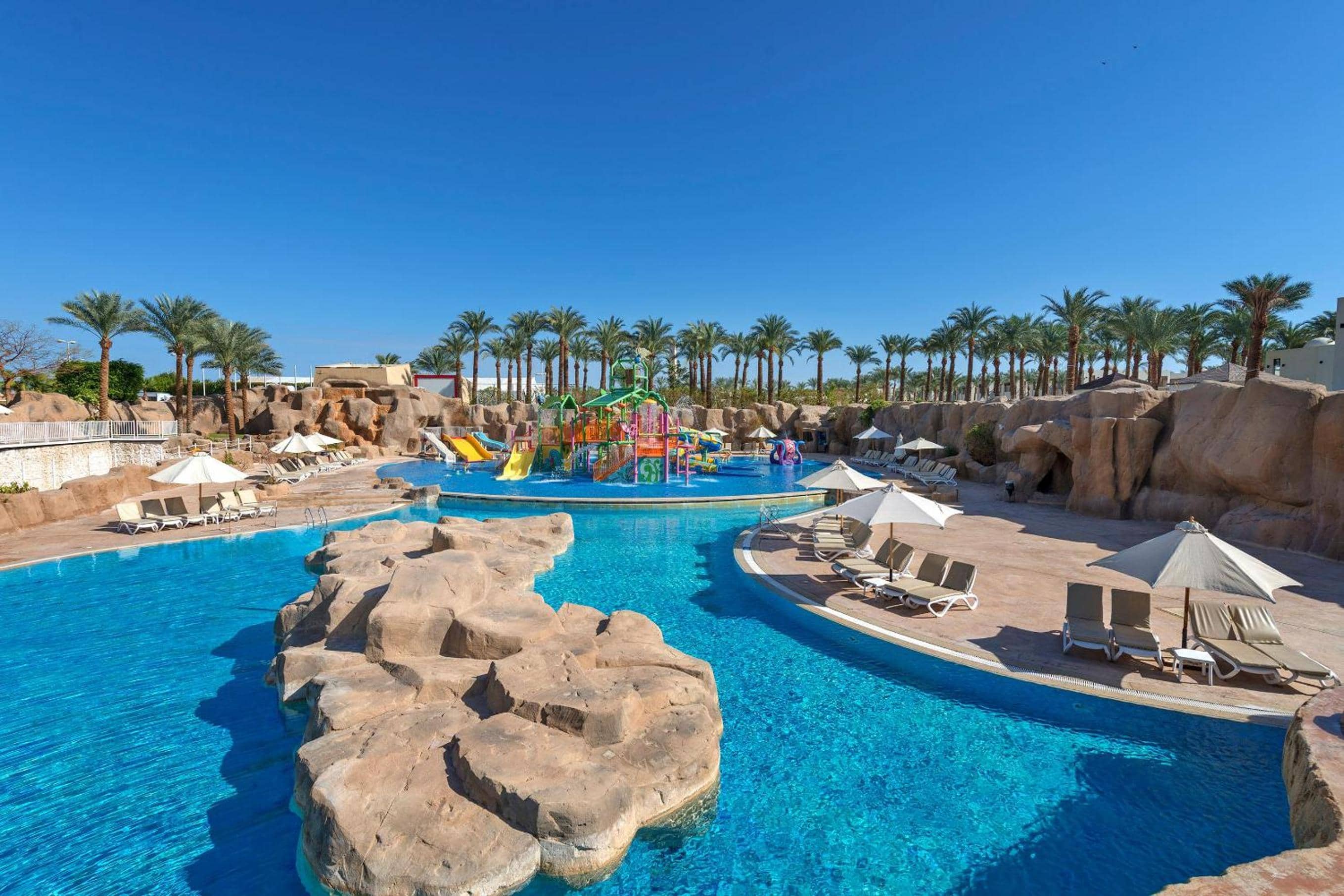 Reef Oasis Beach Aqua Park Resort — 4