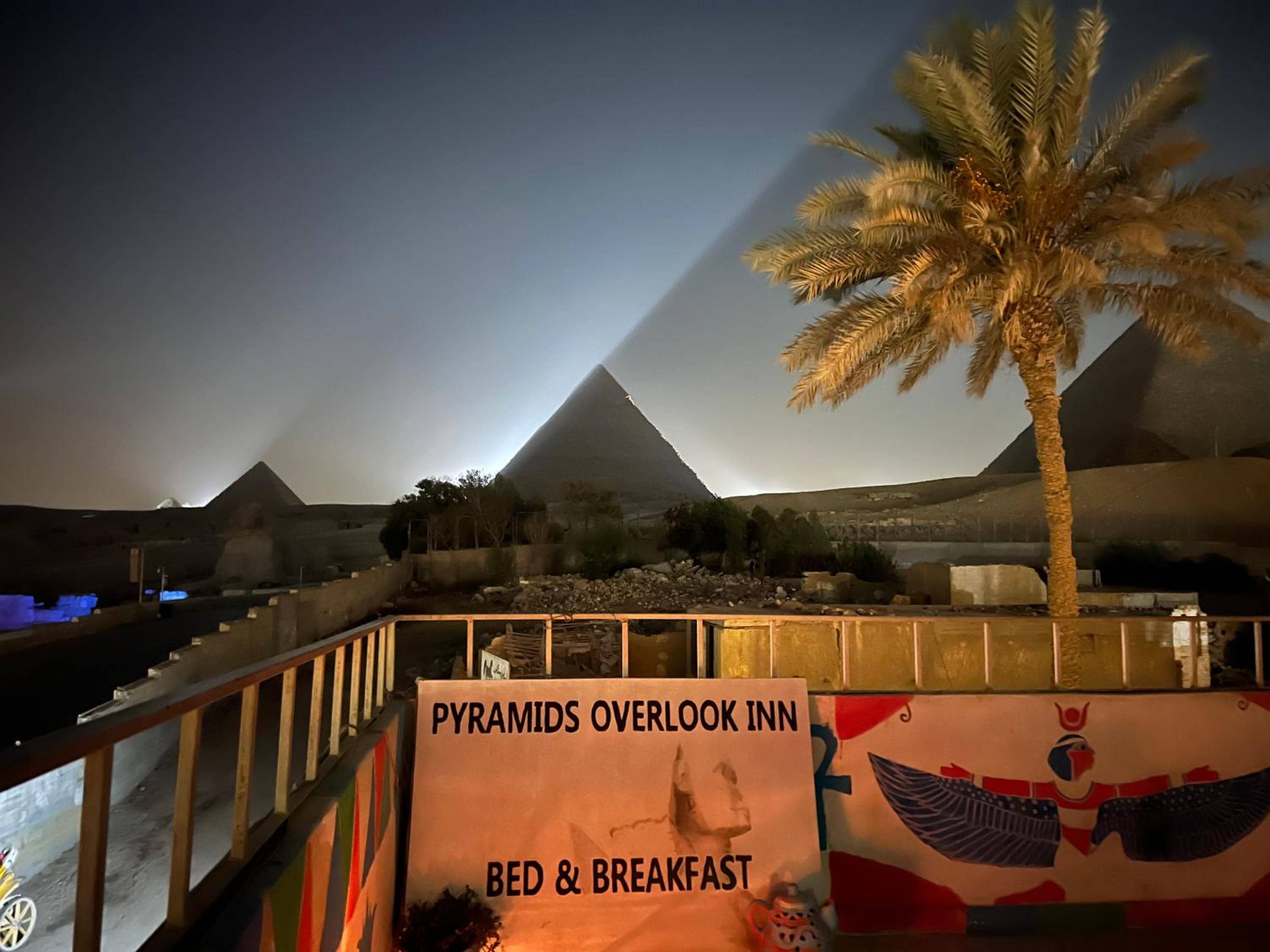 Pyramids Overlook Inn — 4
