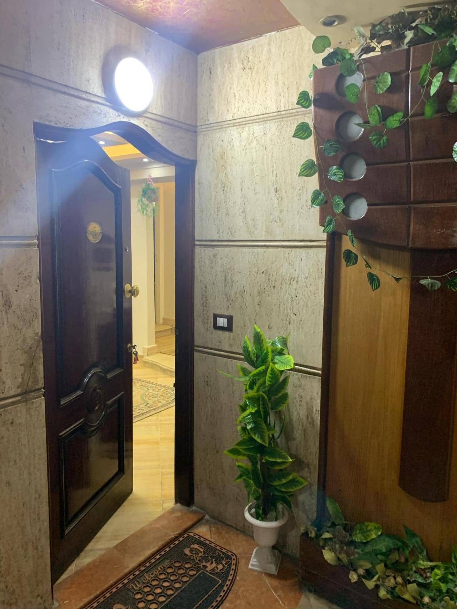 Nice luxurious stay in a modern airconditioned suite , Flat screen TVs, Free Wi-Fi, balcony in the heart of Alexandria — 4