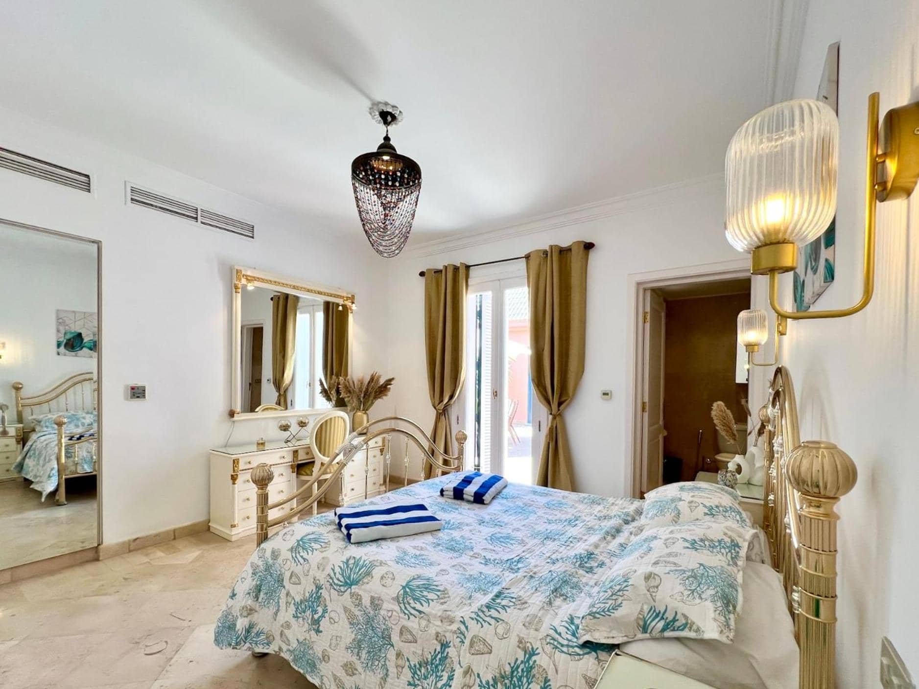 Hill Villa Venezia El Gouna: pool, beach & WiFi — 2