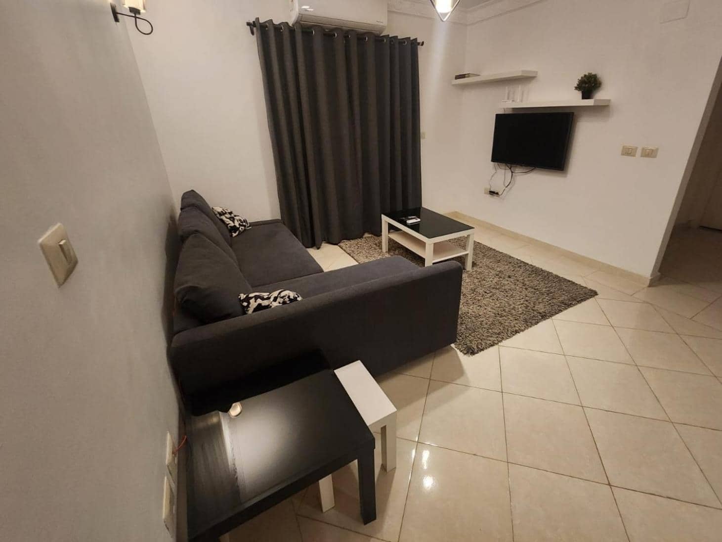 Stylish and modern apartment close to the airport — 5