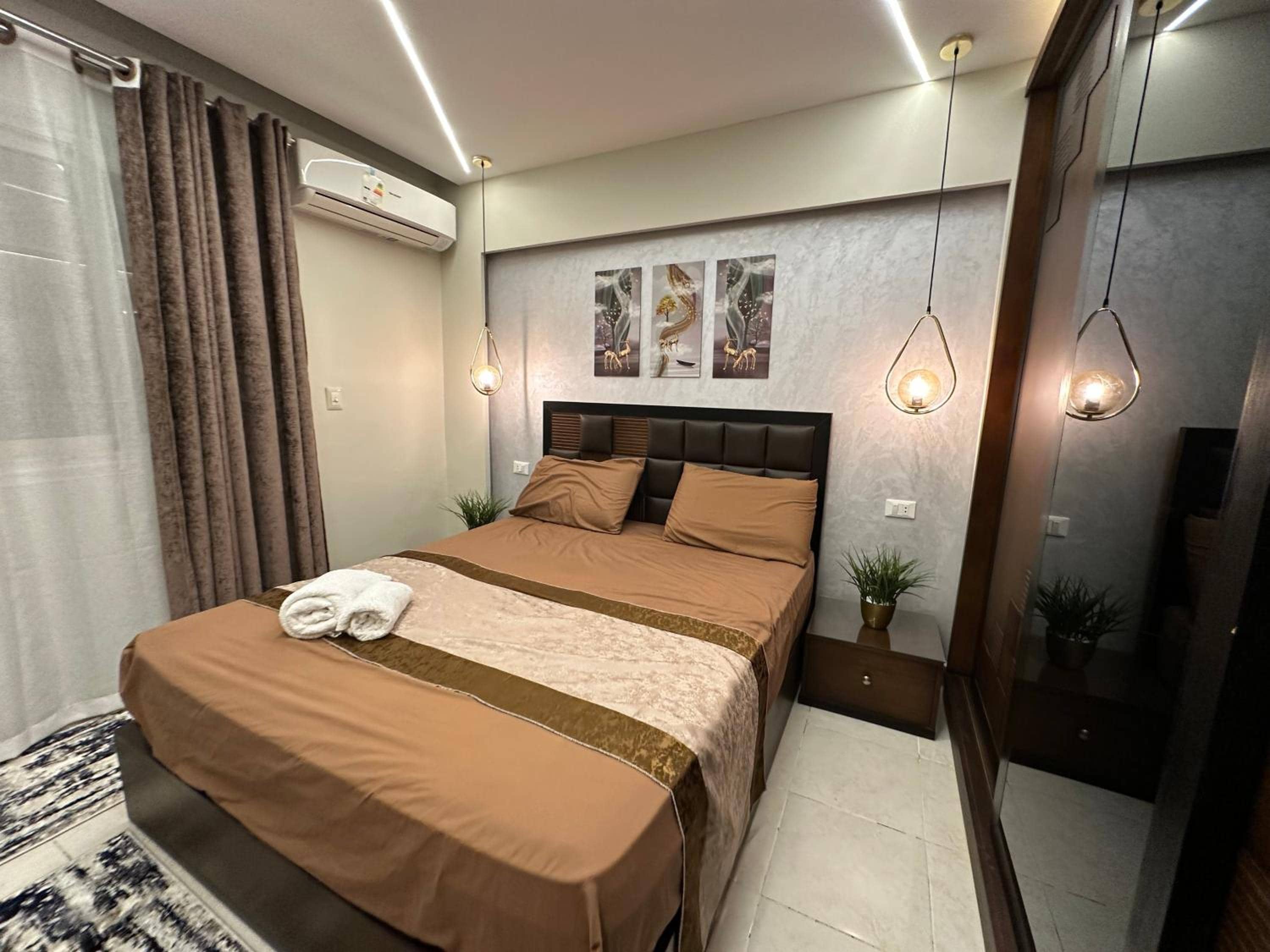 Luxury 3bedroom Family Apartment — 2