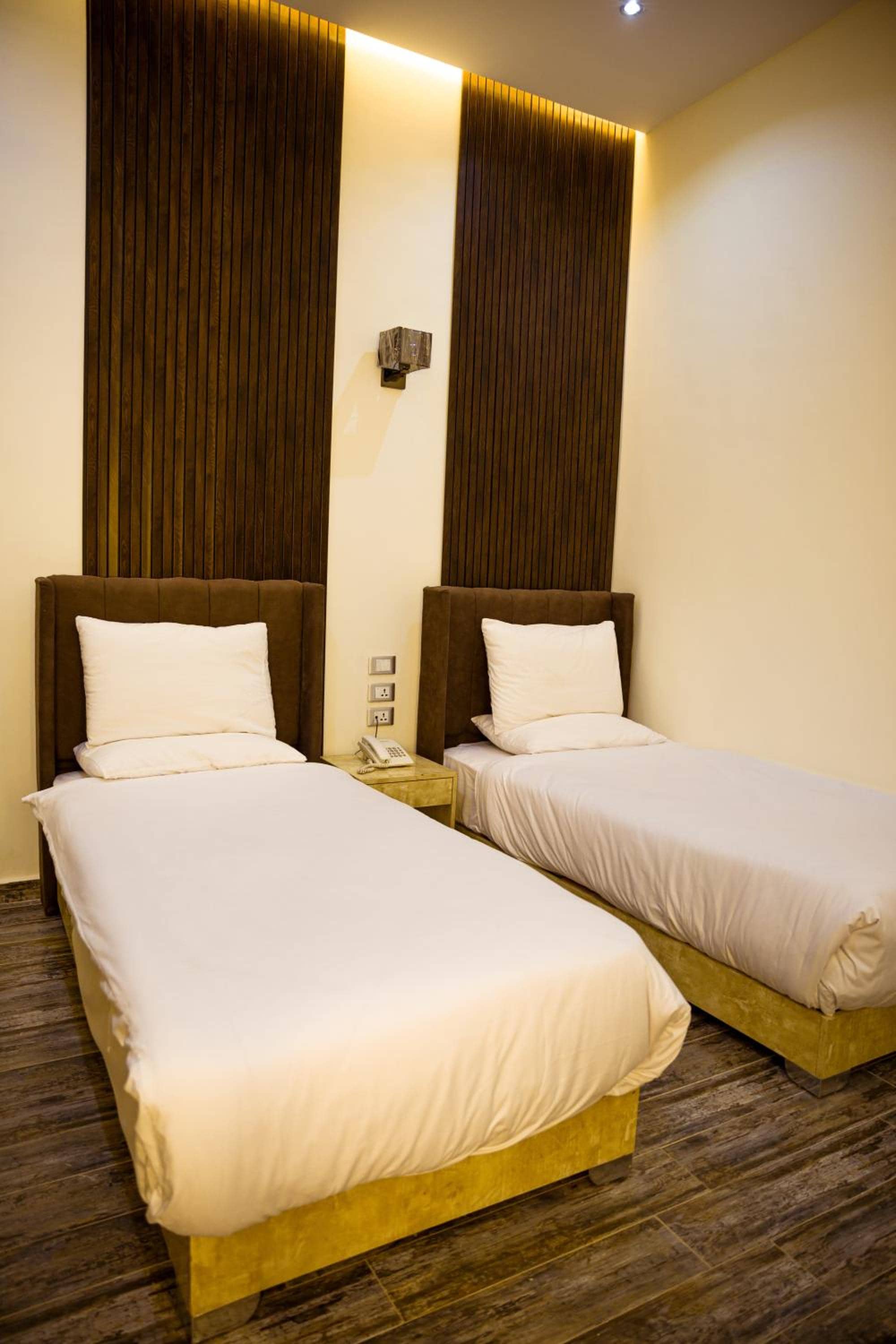 Tourist Plaza Hotel — 2