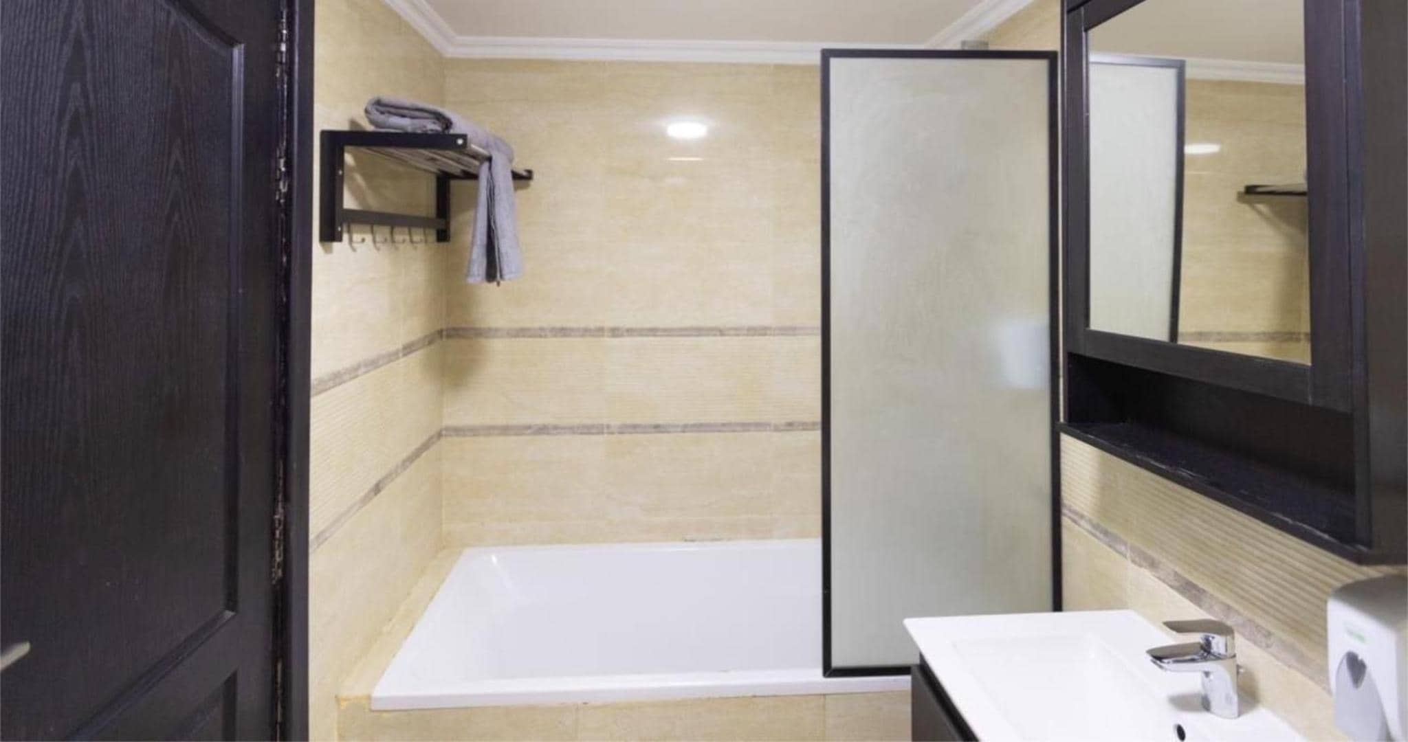 Deluxe Ocean Apartment Heliopolis — 3