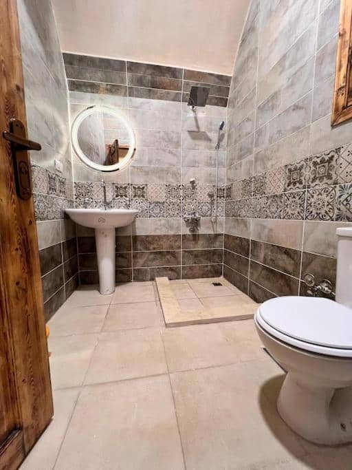 Komfortowy apartament na dachu w sercu miasta — 5