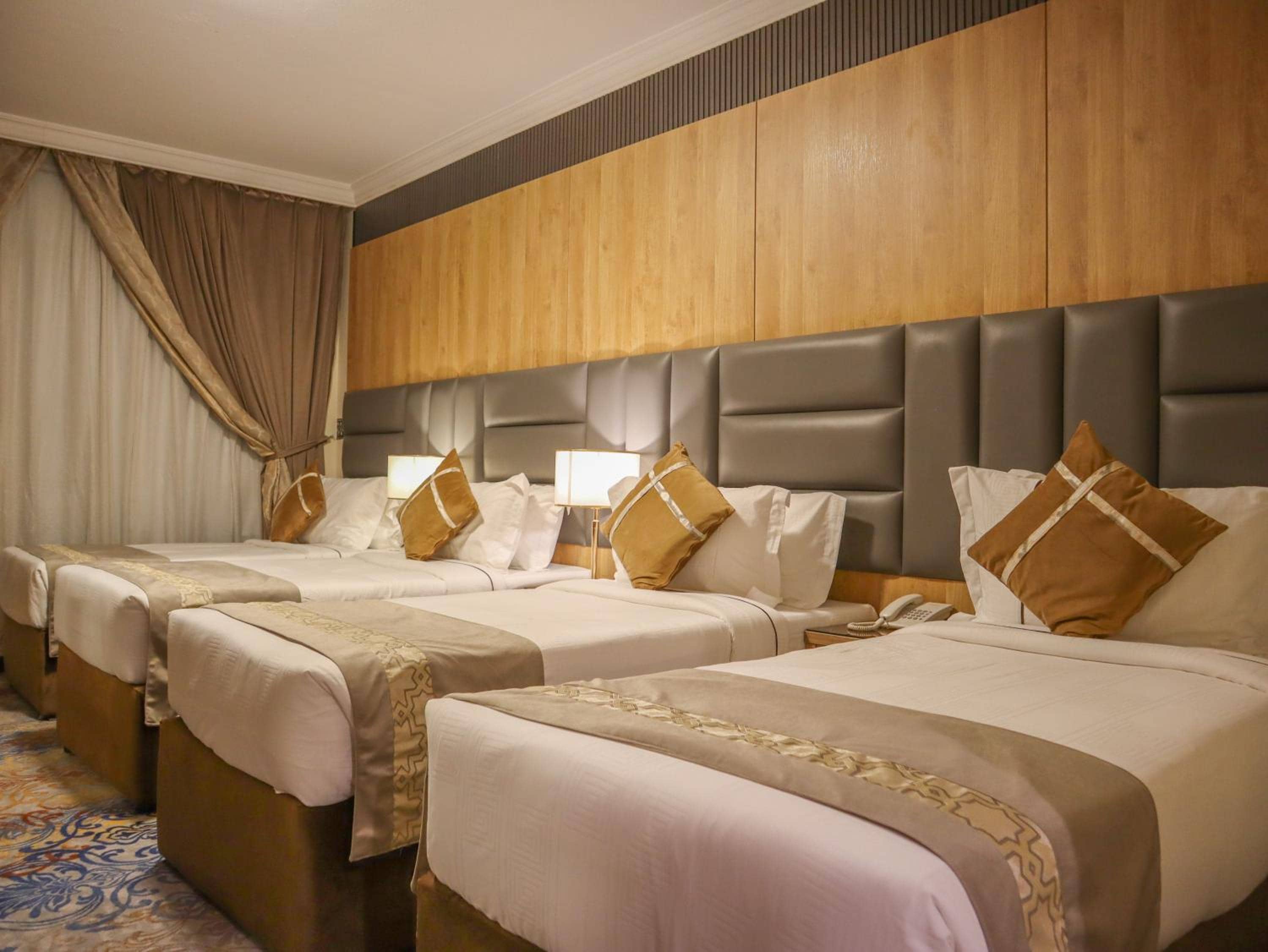 Zowar Alalami Hotel - فندق زوار العالمي — 3