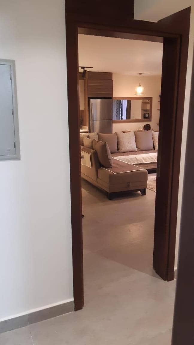 The Luxe Retreat and Uniqueness — 3