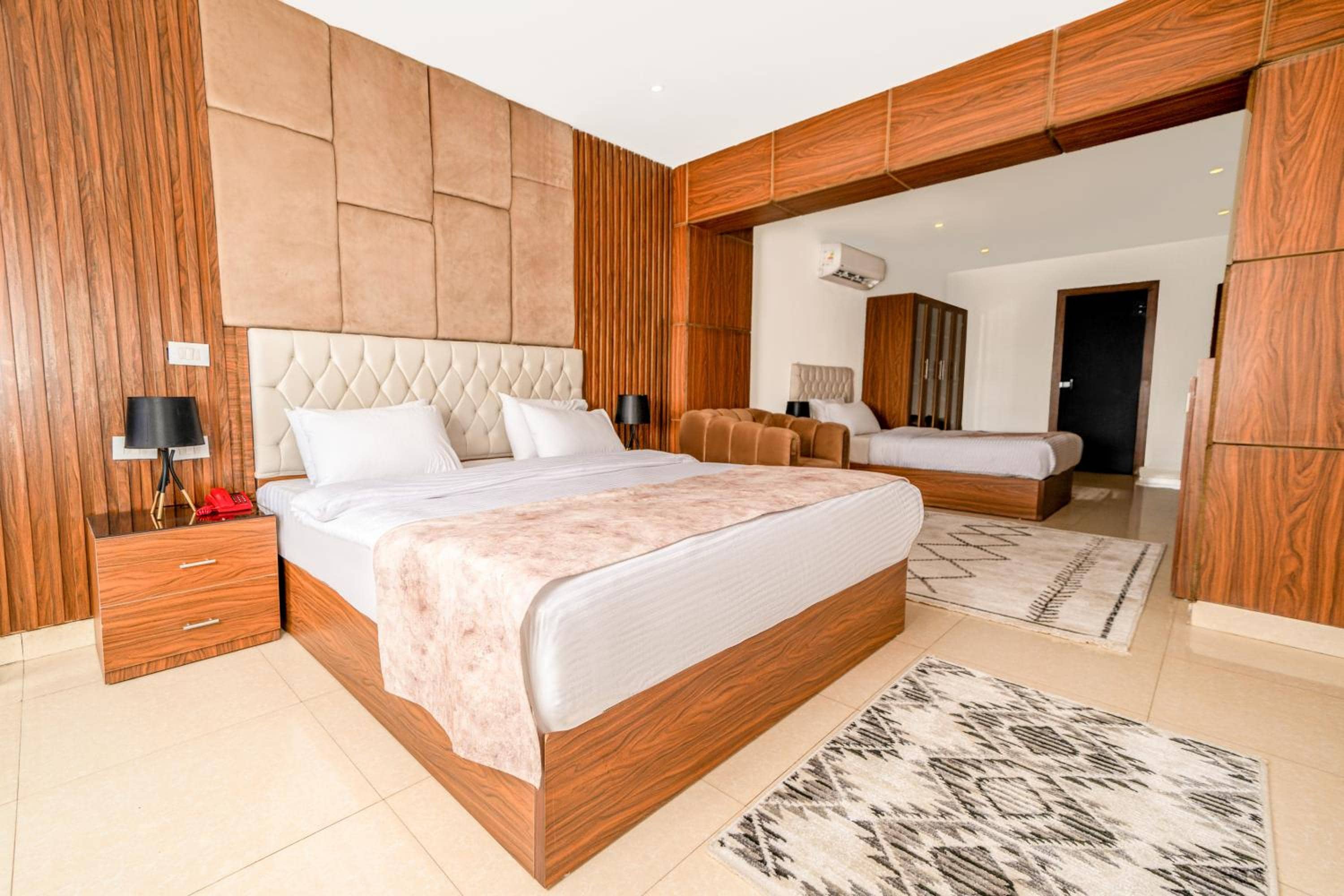 King Pyramids View Hotel — 4