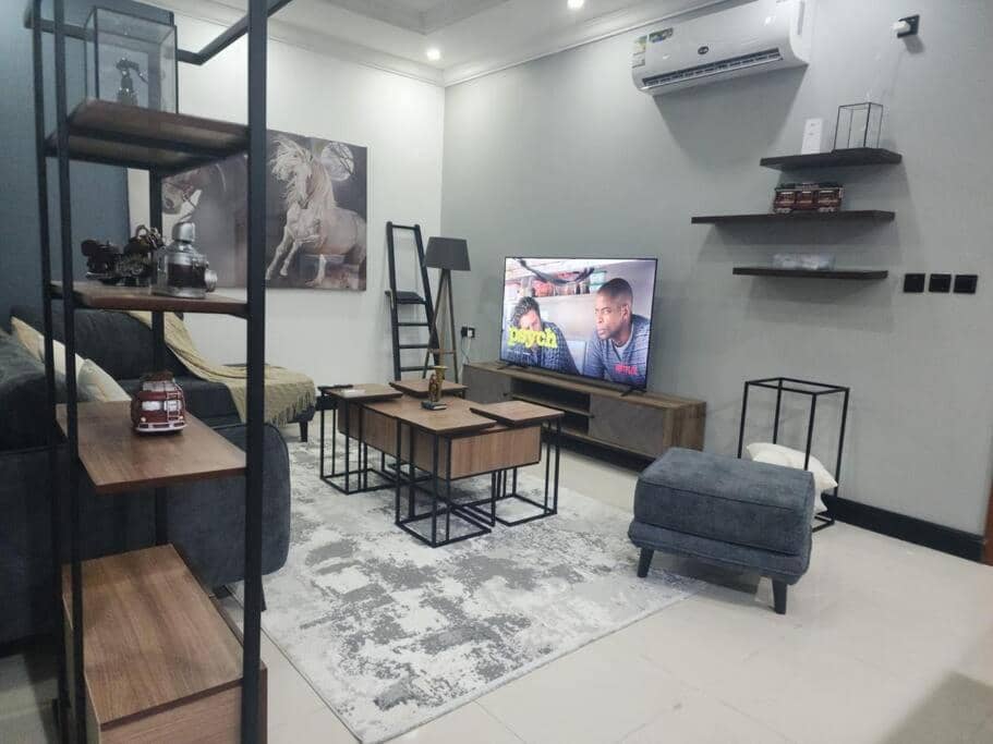 Luxury apartment with 2 bedrooms & living room — 2