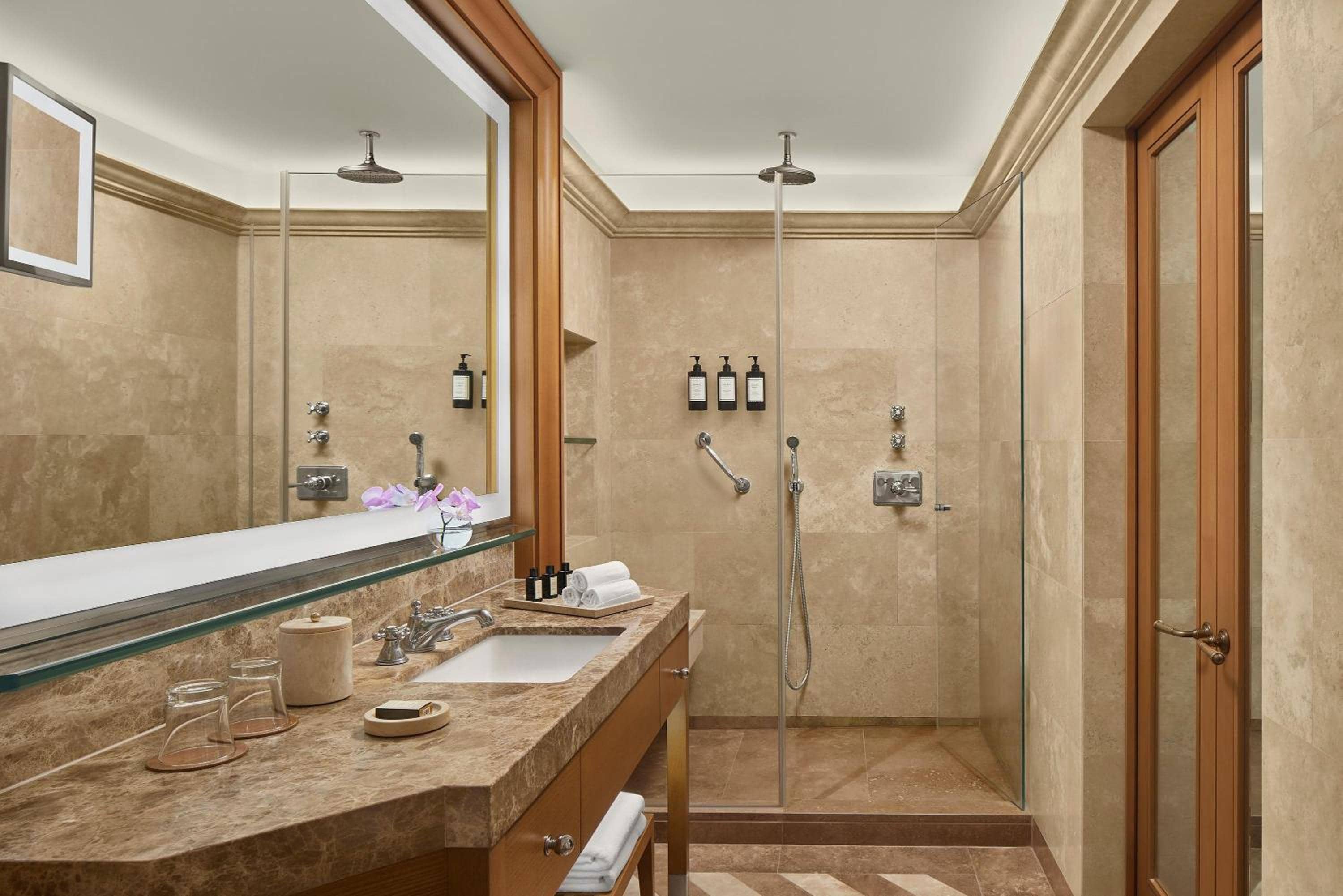Divan Istanbul — 5
