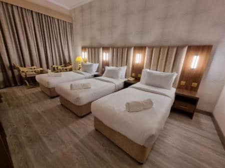 Top-Floor Gem & Heated Pool Walk to Attractions — 5