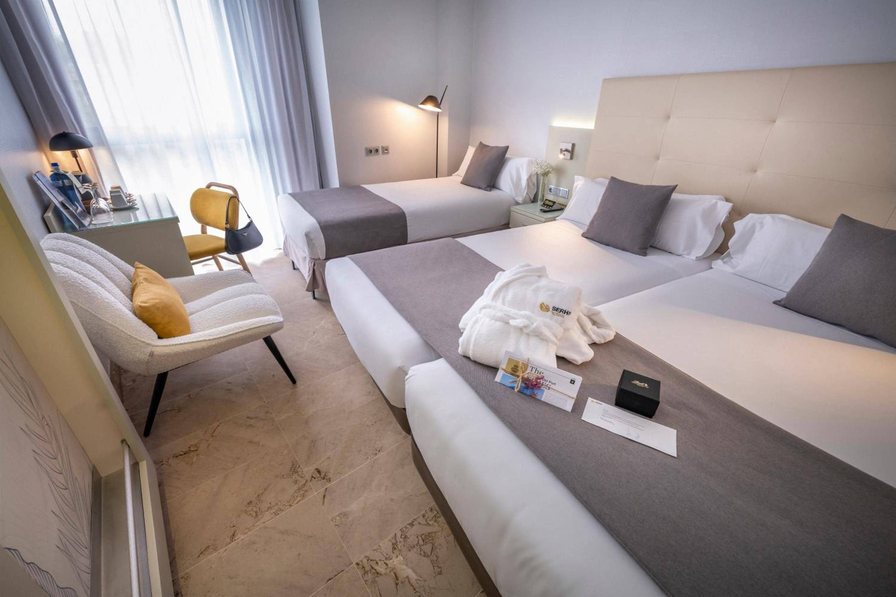 Hotel SERHS Del Port — 4