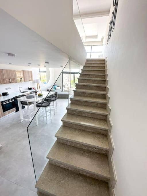 Beachfront Spacious Somabay Loft — 2